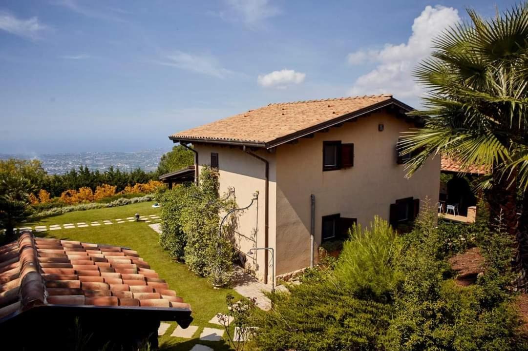 Ziba Villa Siciliana con piscina e vista panoramica sul mare
