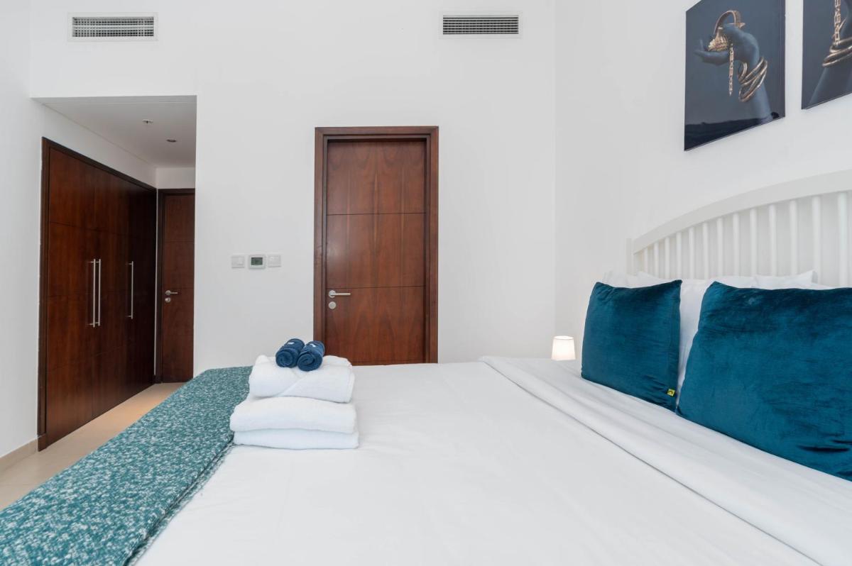 Stunning Sea and Marina Views / 2 Bedroom Penthouse / Dubai Marina