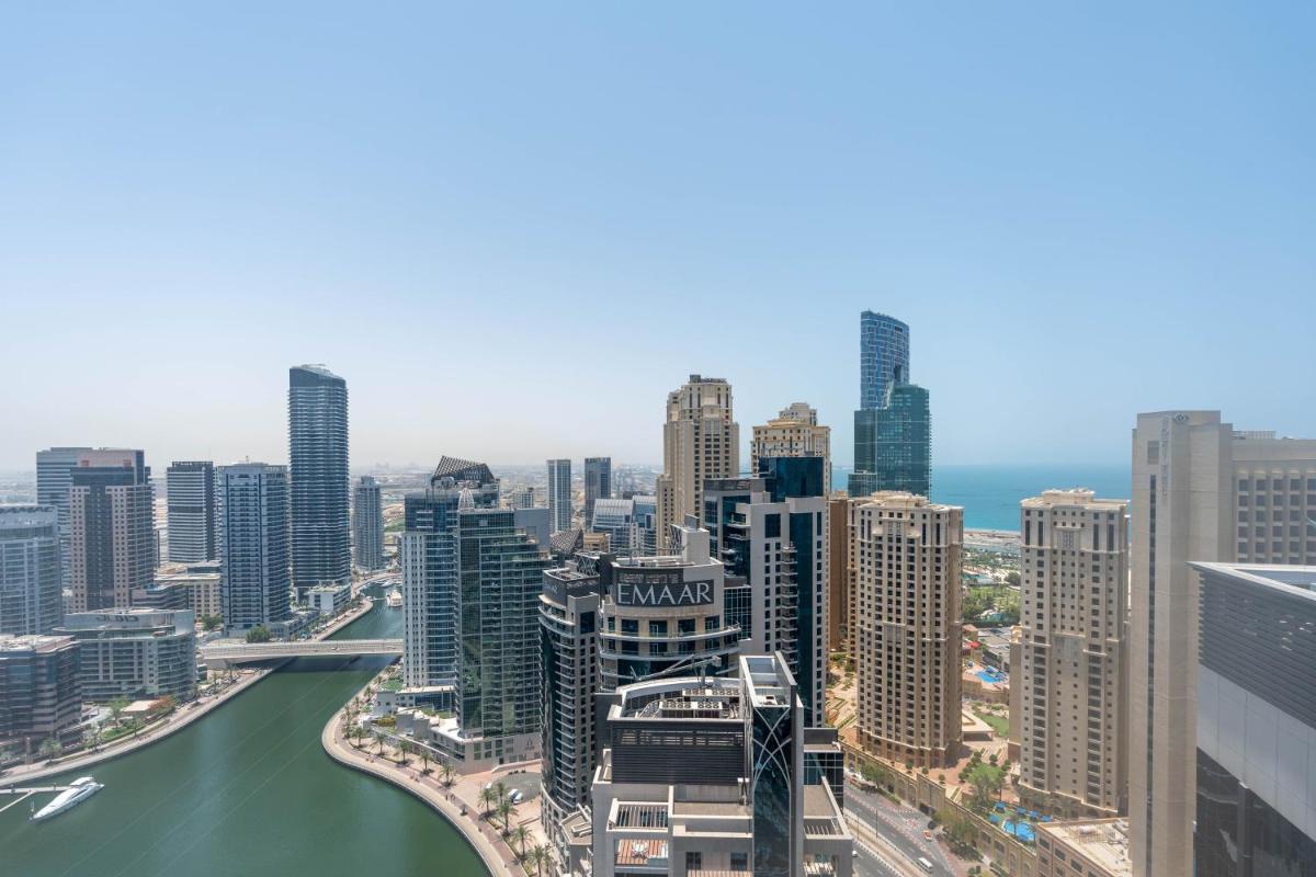 Stunning Sea and Marina Views / 2 Bedroom Penthouse / Dubai Marina