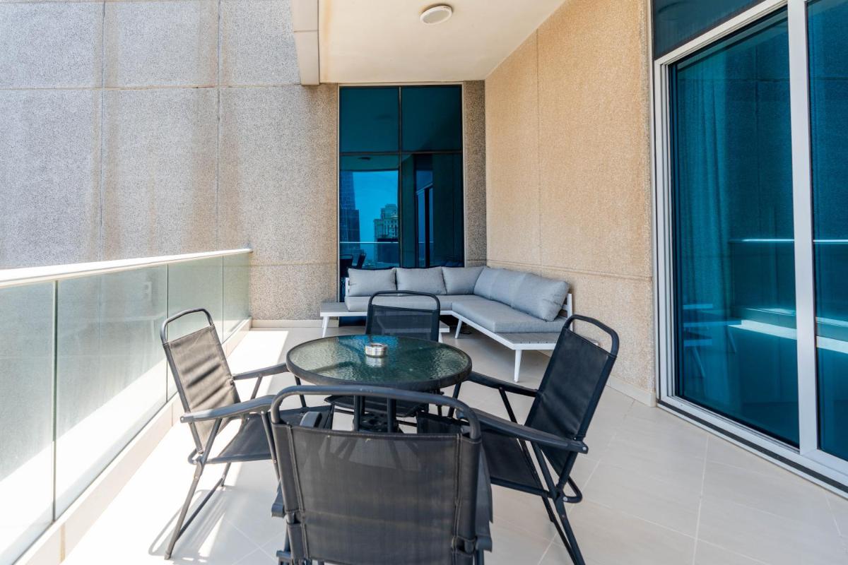 Stunning Sea and Marina Views / 2 Bedroom Penthouse / Dubai Marina