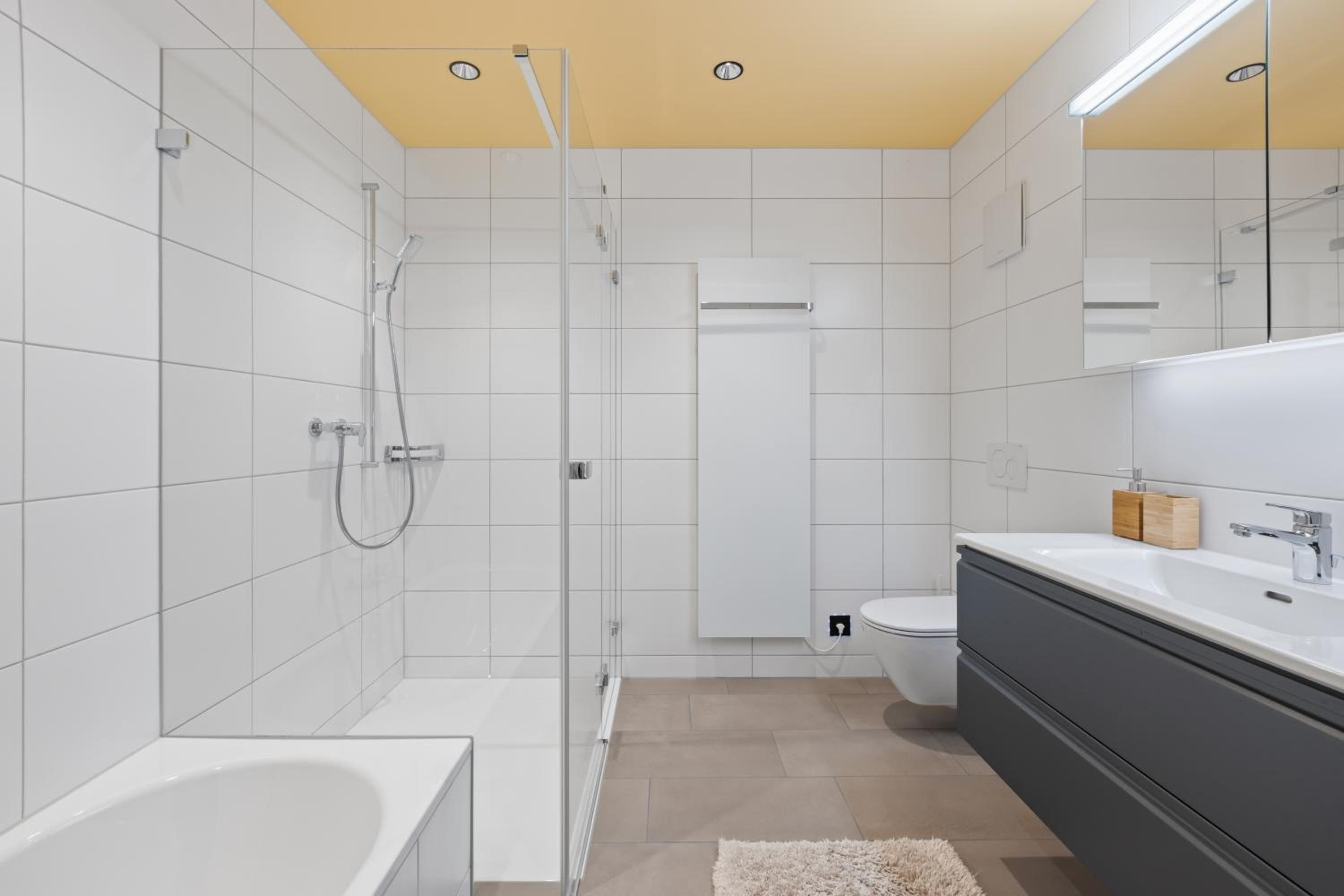 The R Apartment Zugerberg - EV Wallbox - Terrasse