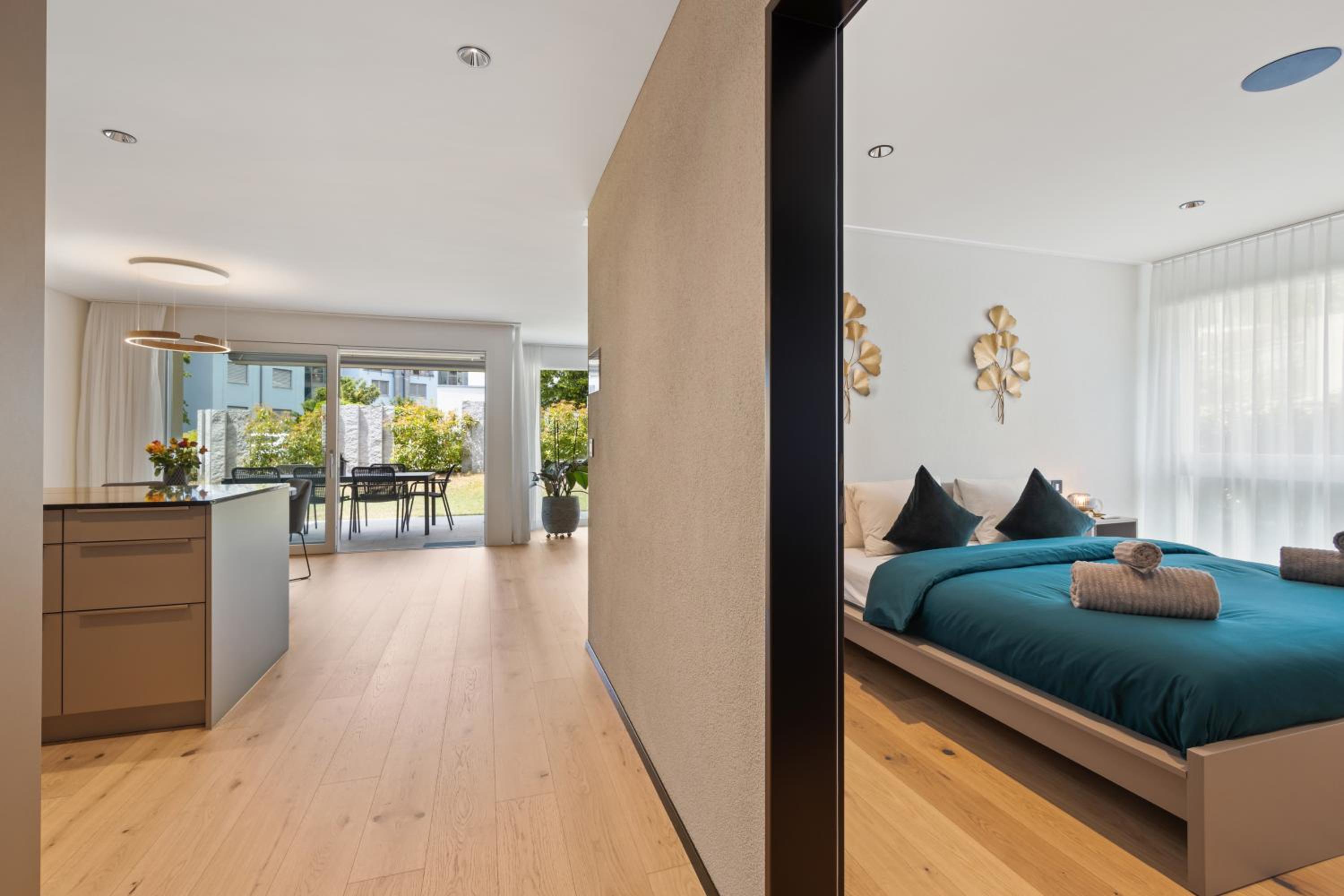 The R Apartment Zugerberg - EV Wallbox - Terrasse