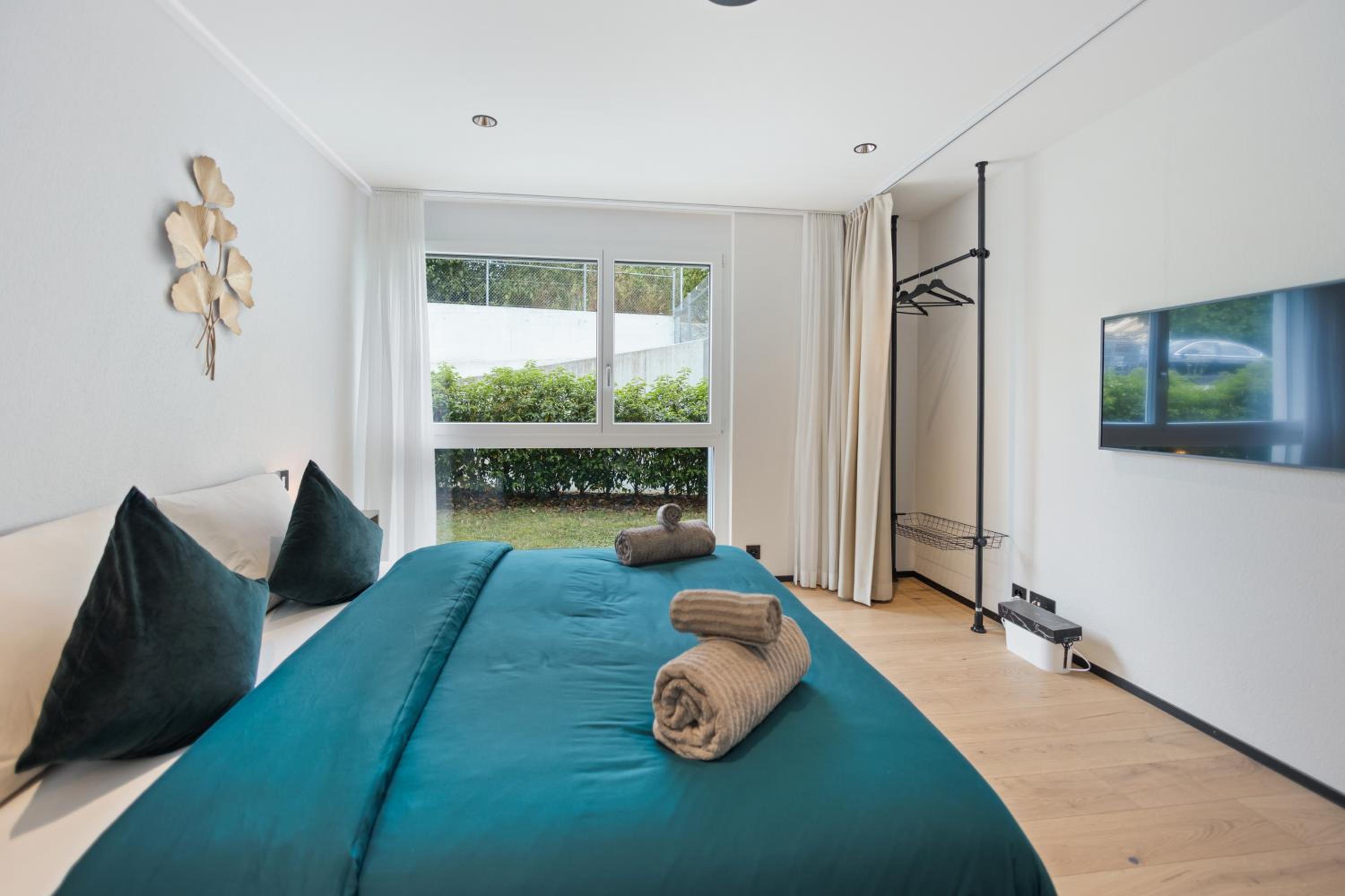 The R Apartment Zugerberg - EV Wallbox - Terrasse