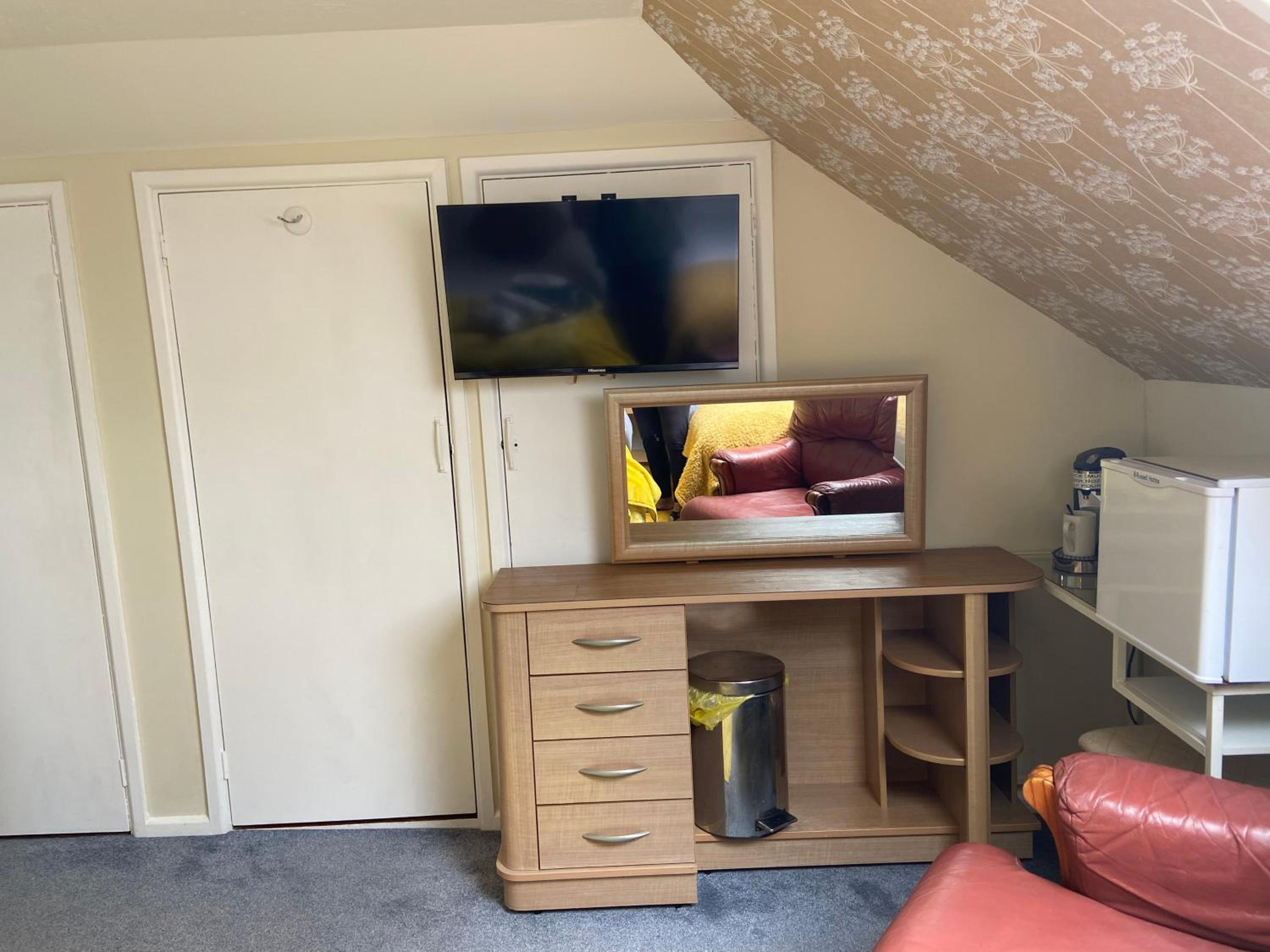 Aquarius B&B
