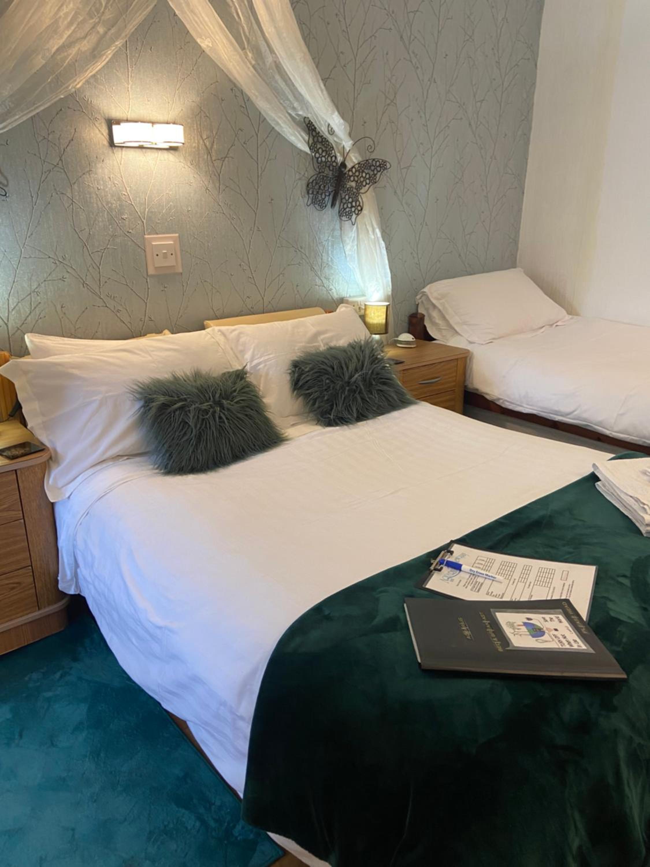 Aquarius B&B