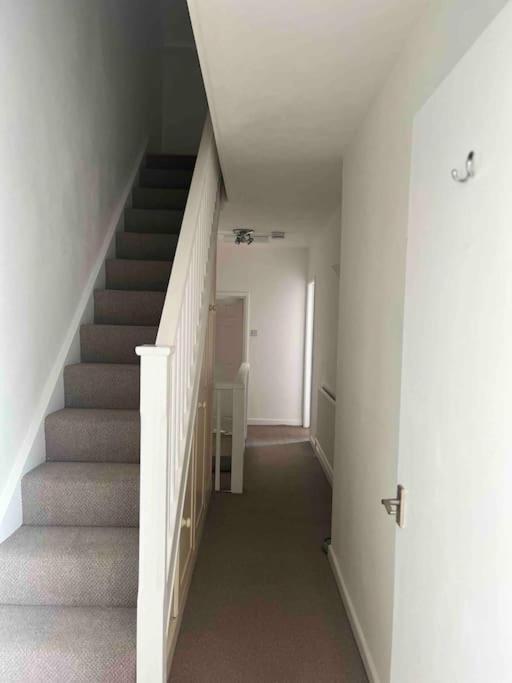 Oakham Vacations - Field View - Property Image 9