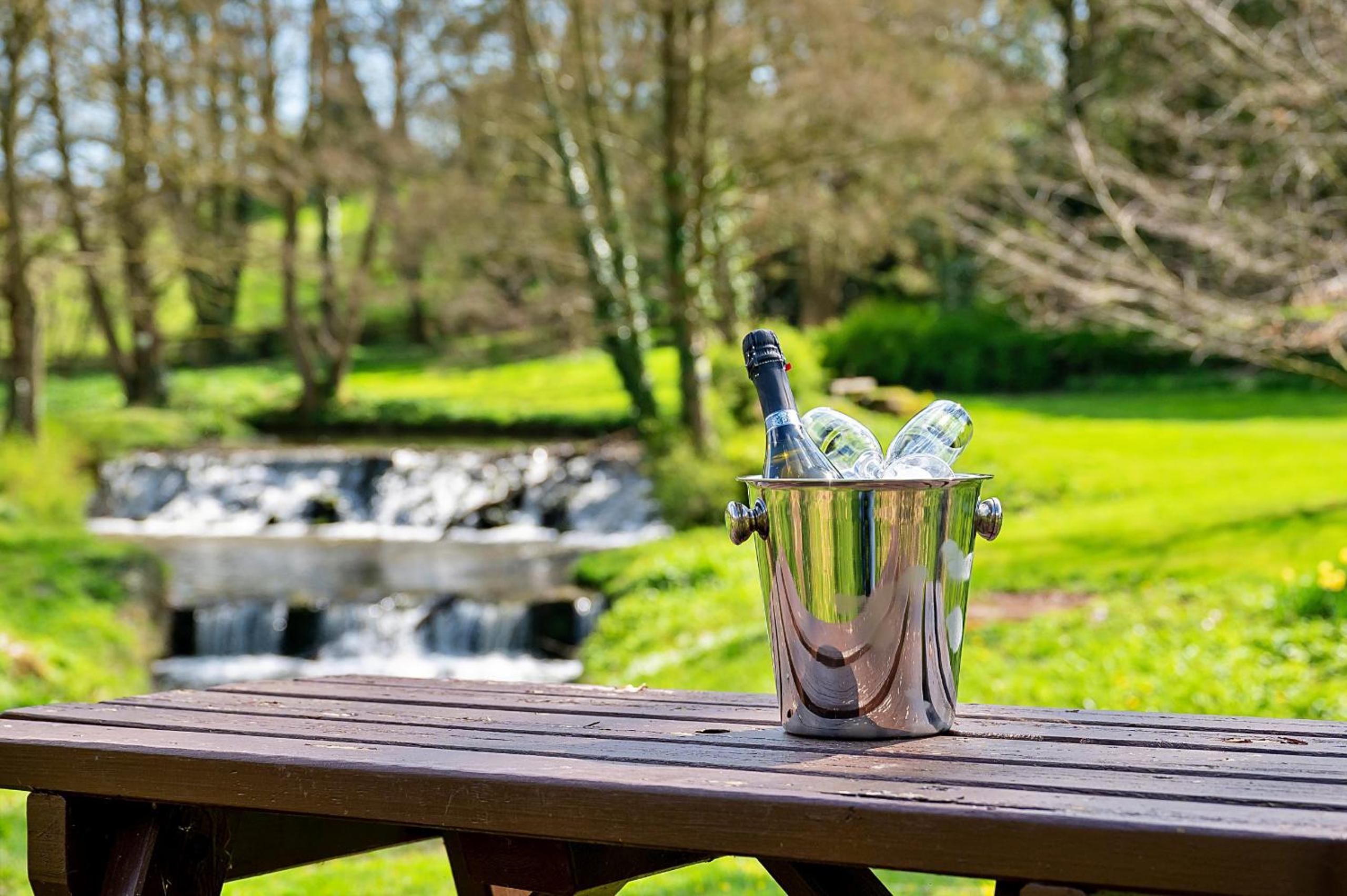 Finest Retreats - Hambleton Hall Apt view 3