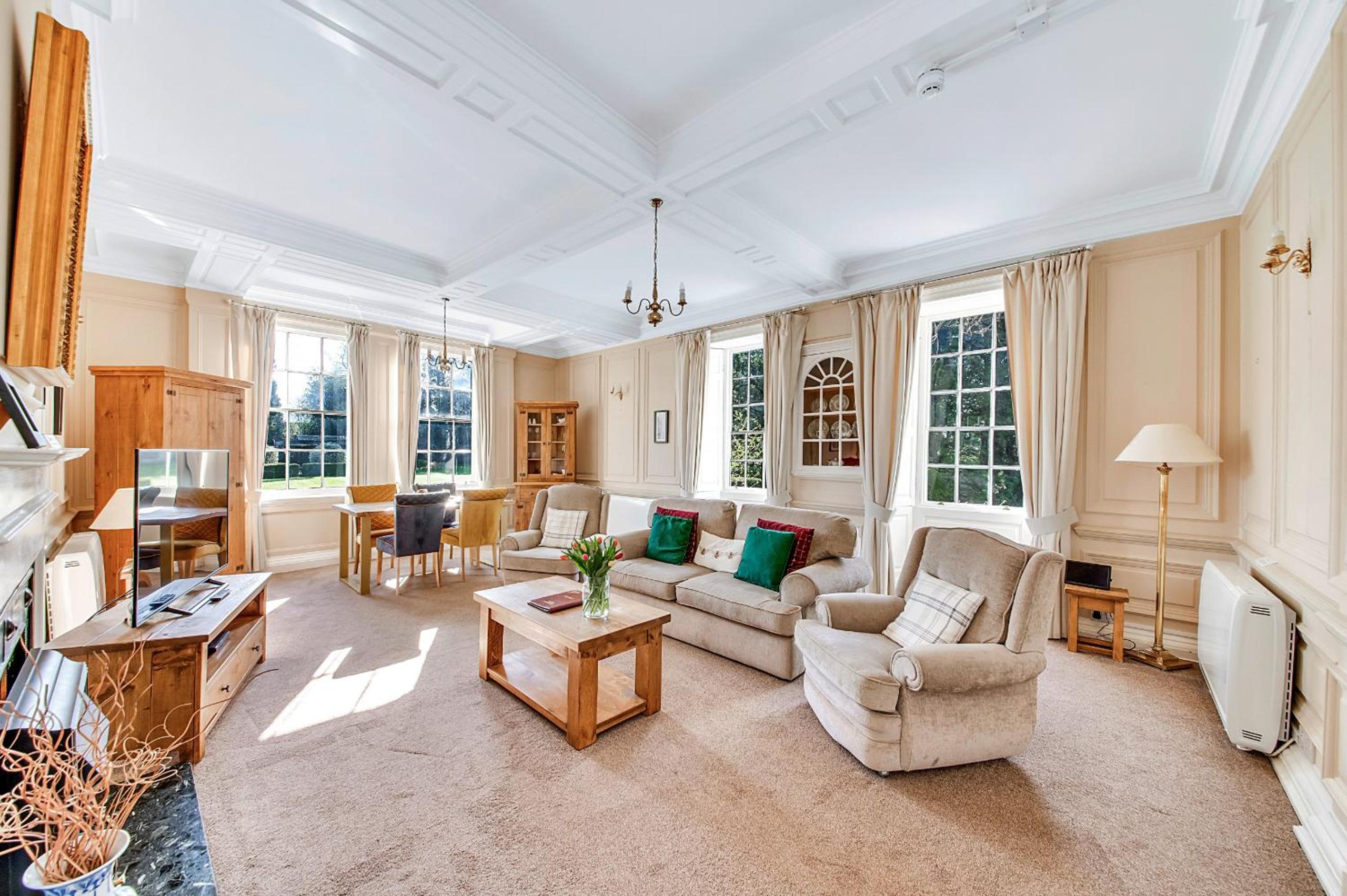 Finest Retreats - Mowbray Hall Apt