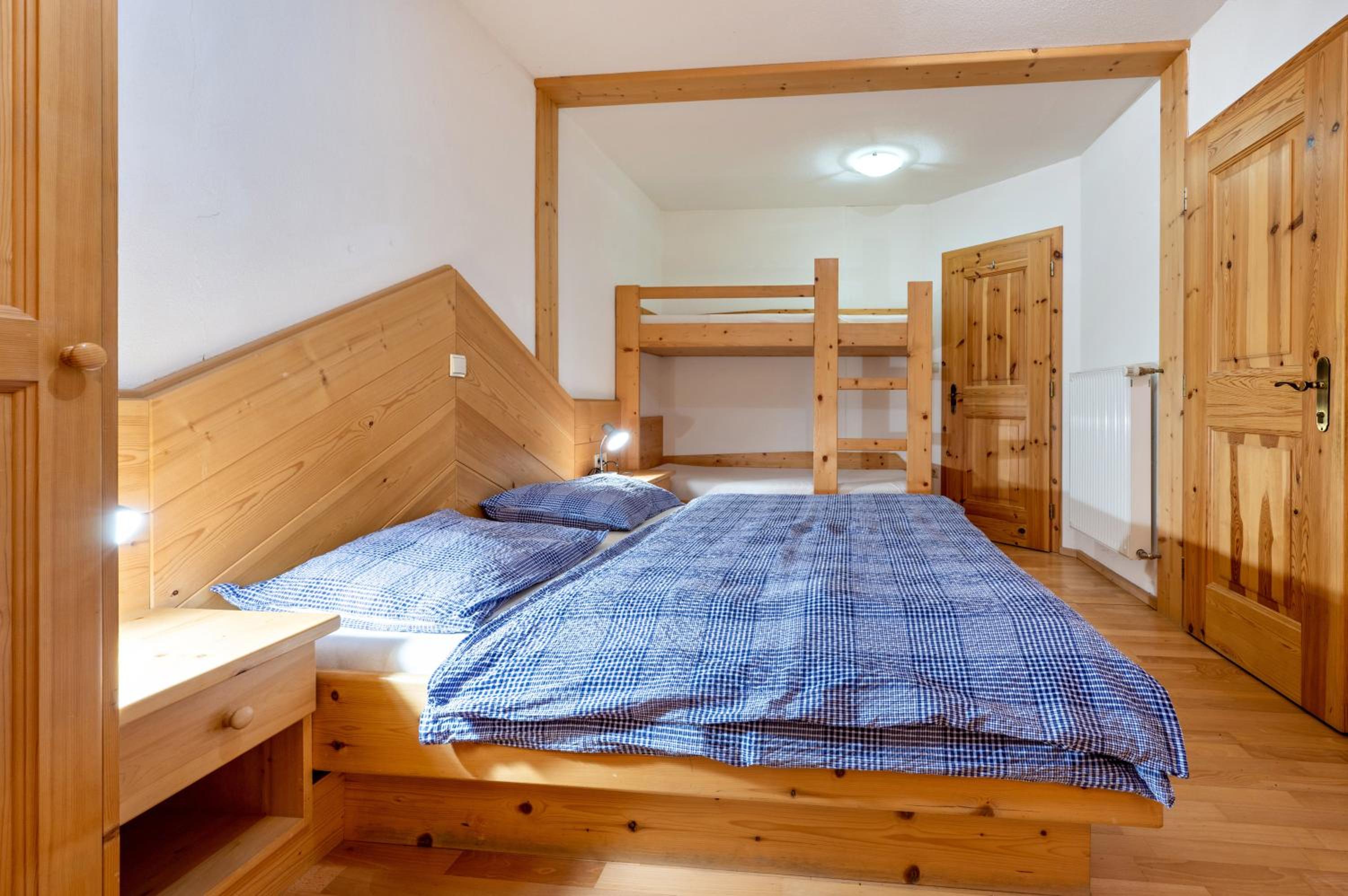 Lindenhof Apt 8 photo 2