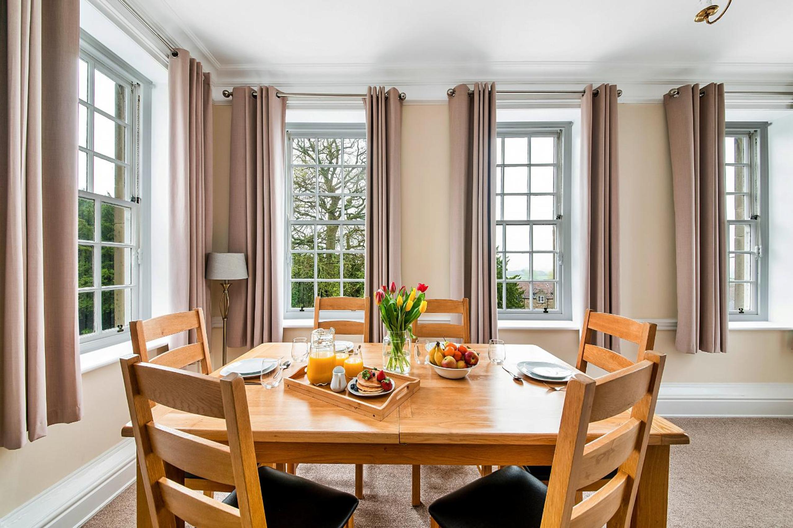 Finest Retreats - York Hall Apt view 3
