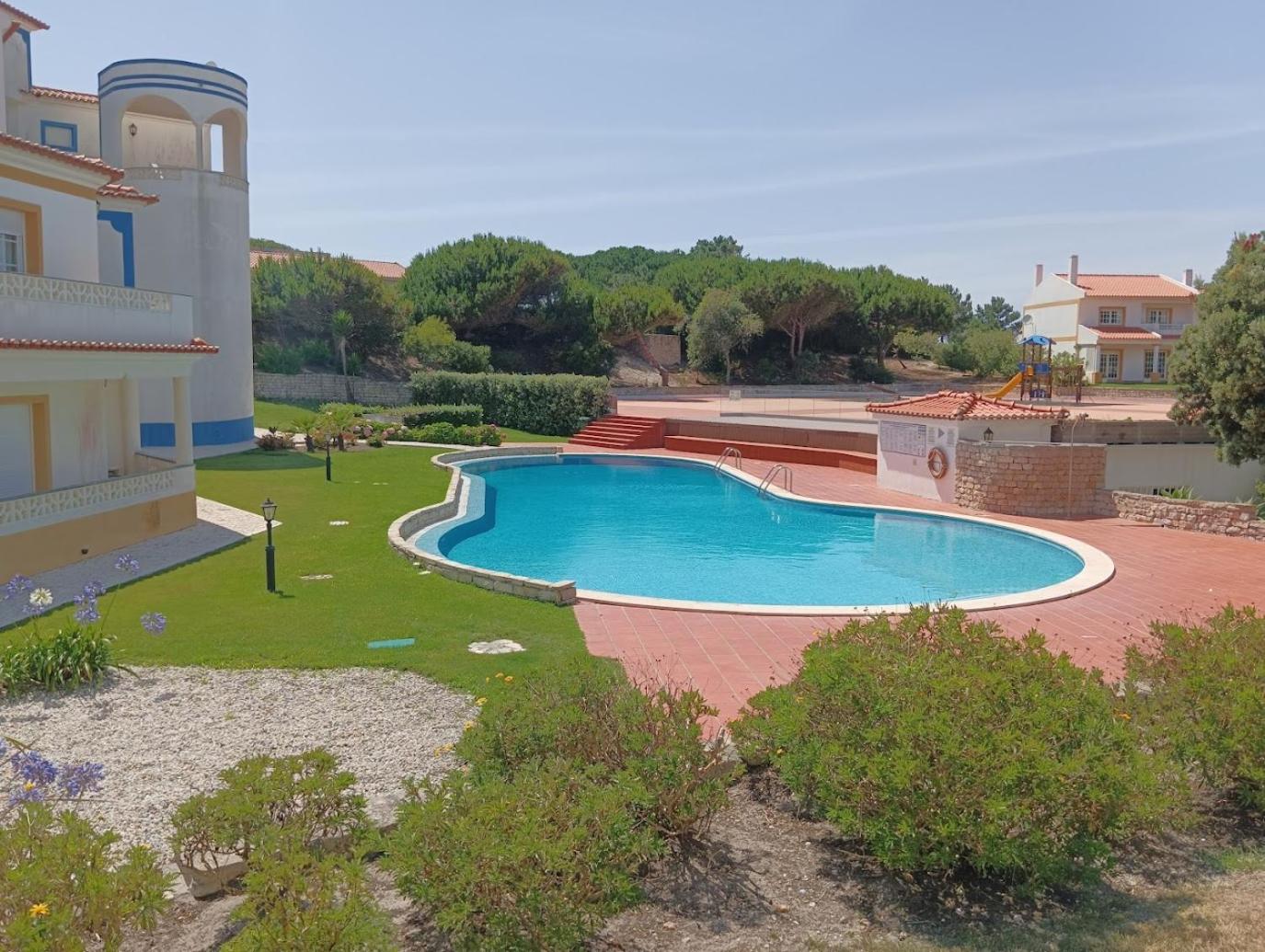 Apartamento em D'el Rey-Obidos Beach & Surf view 3