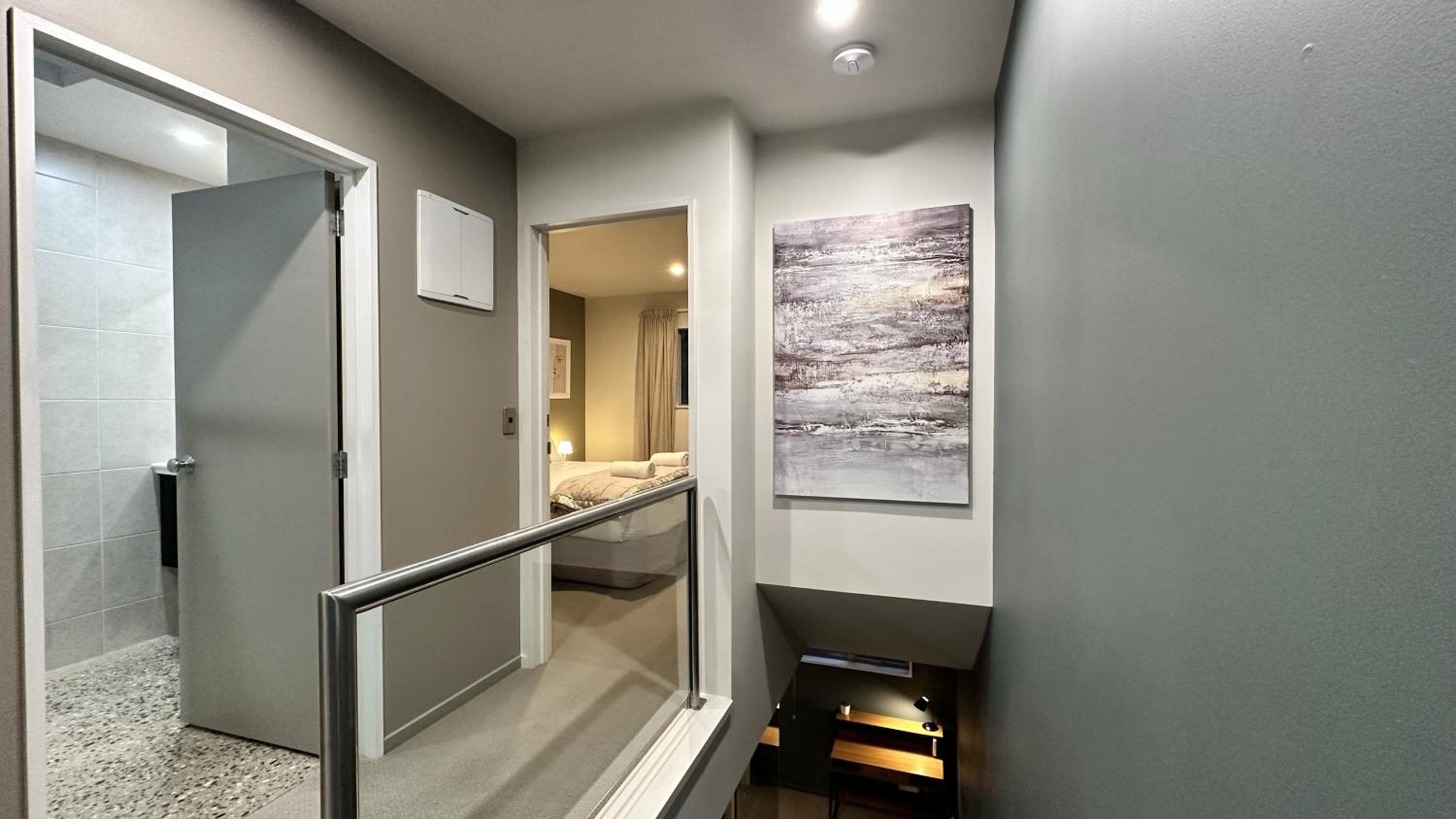 Remarkable Lakeview Two Bedroom Apartment