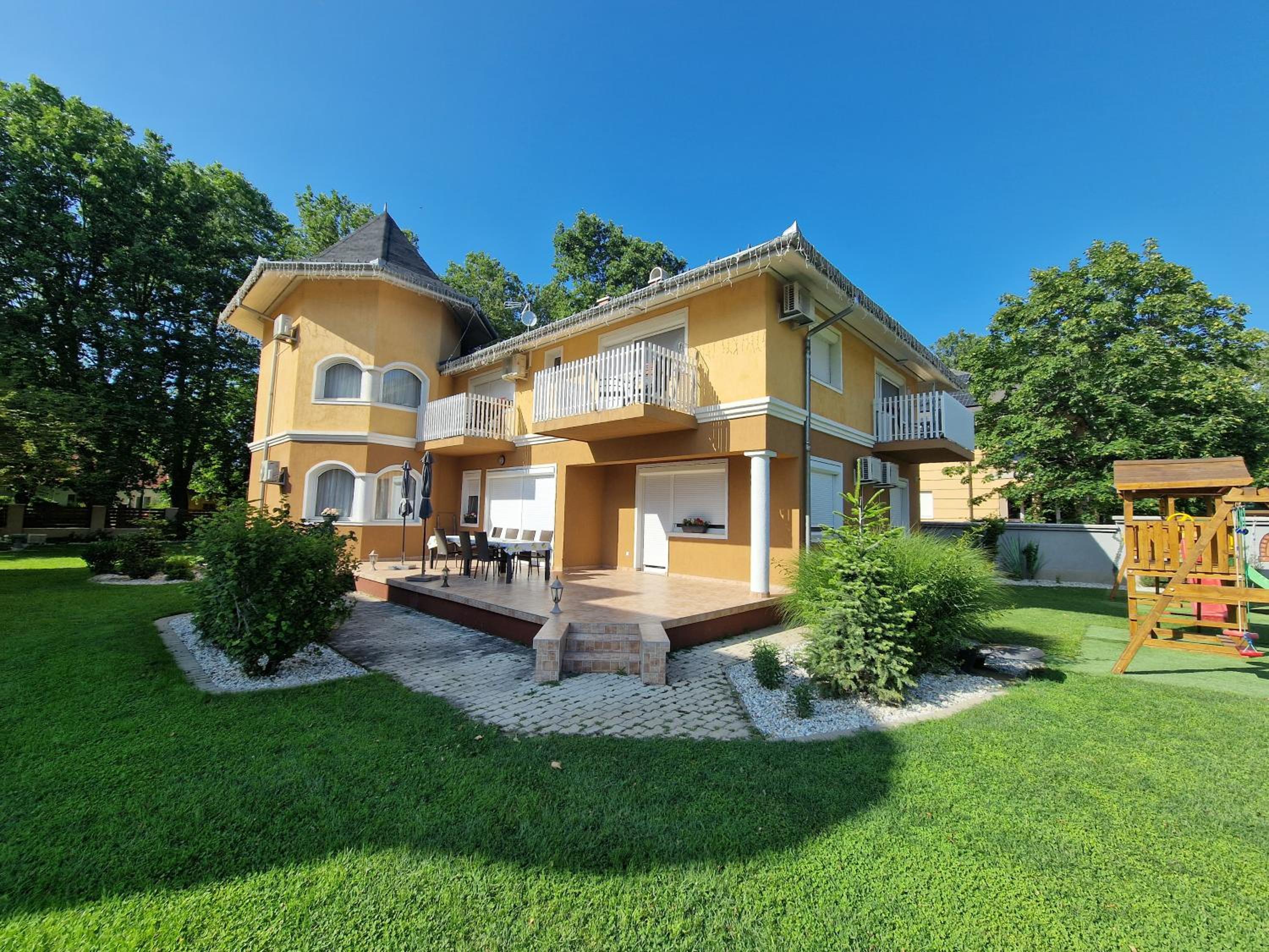 Villa Letícia Siófok view 3