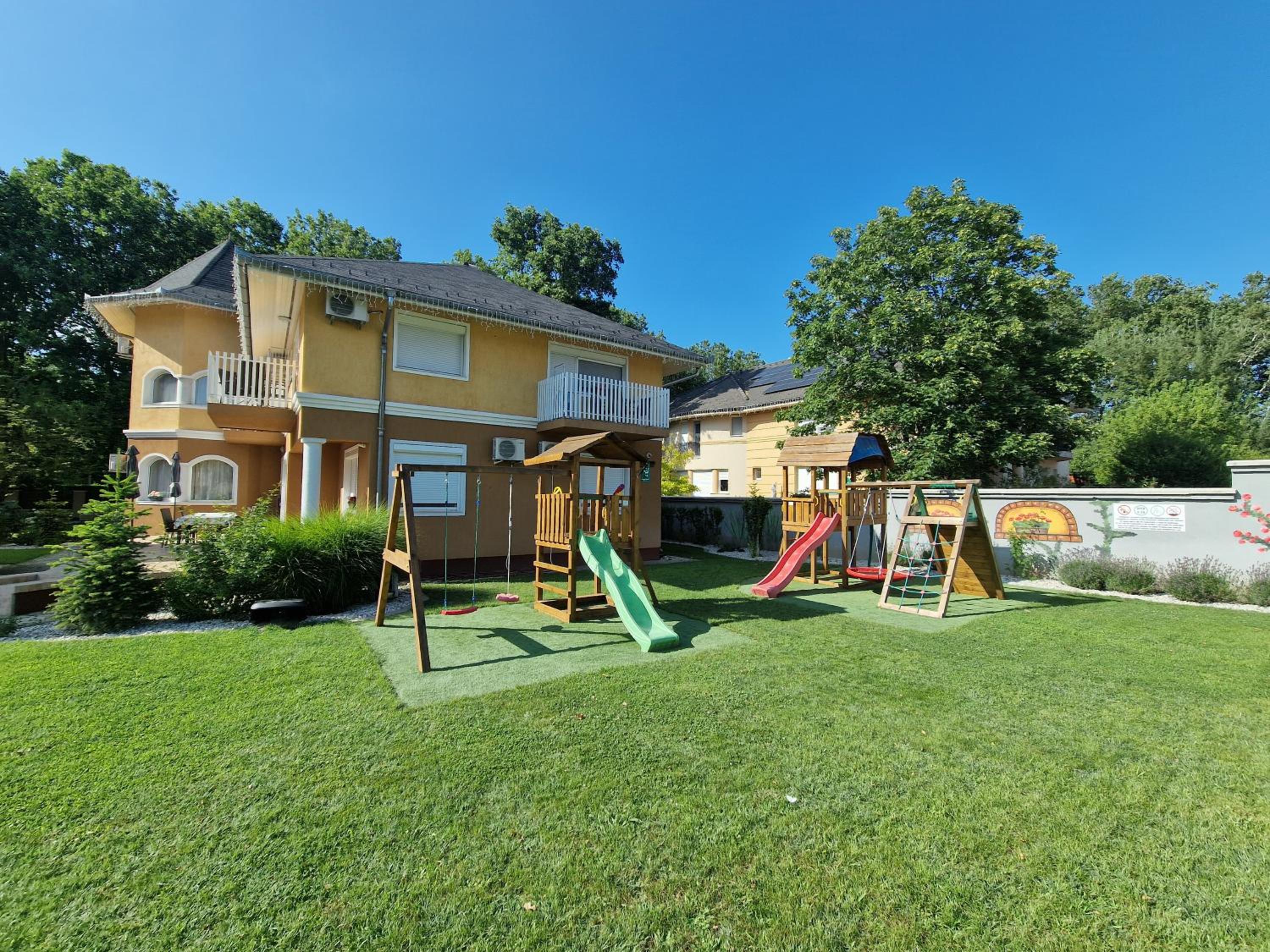 Villa Letícia Siófok view 4