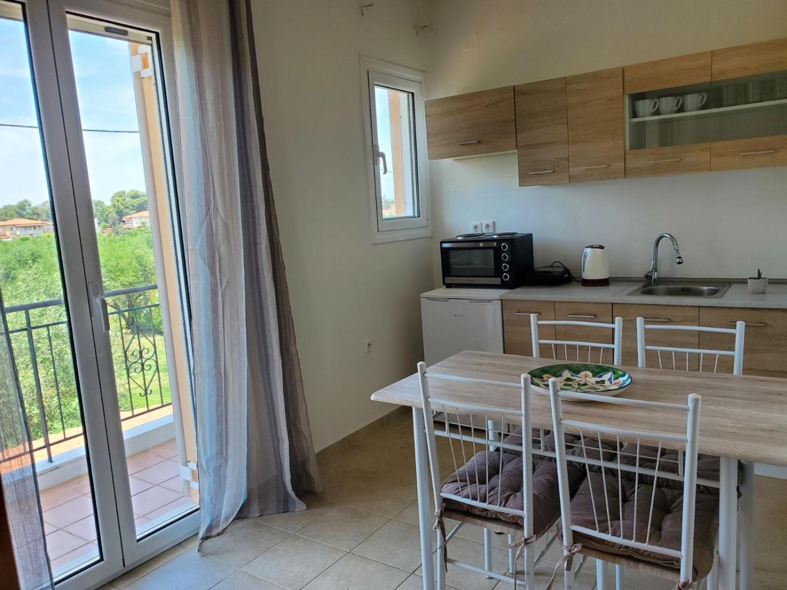 Phyllida Guest House - A1 view 5