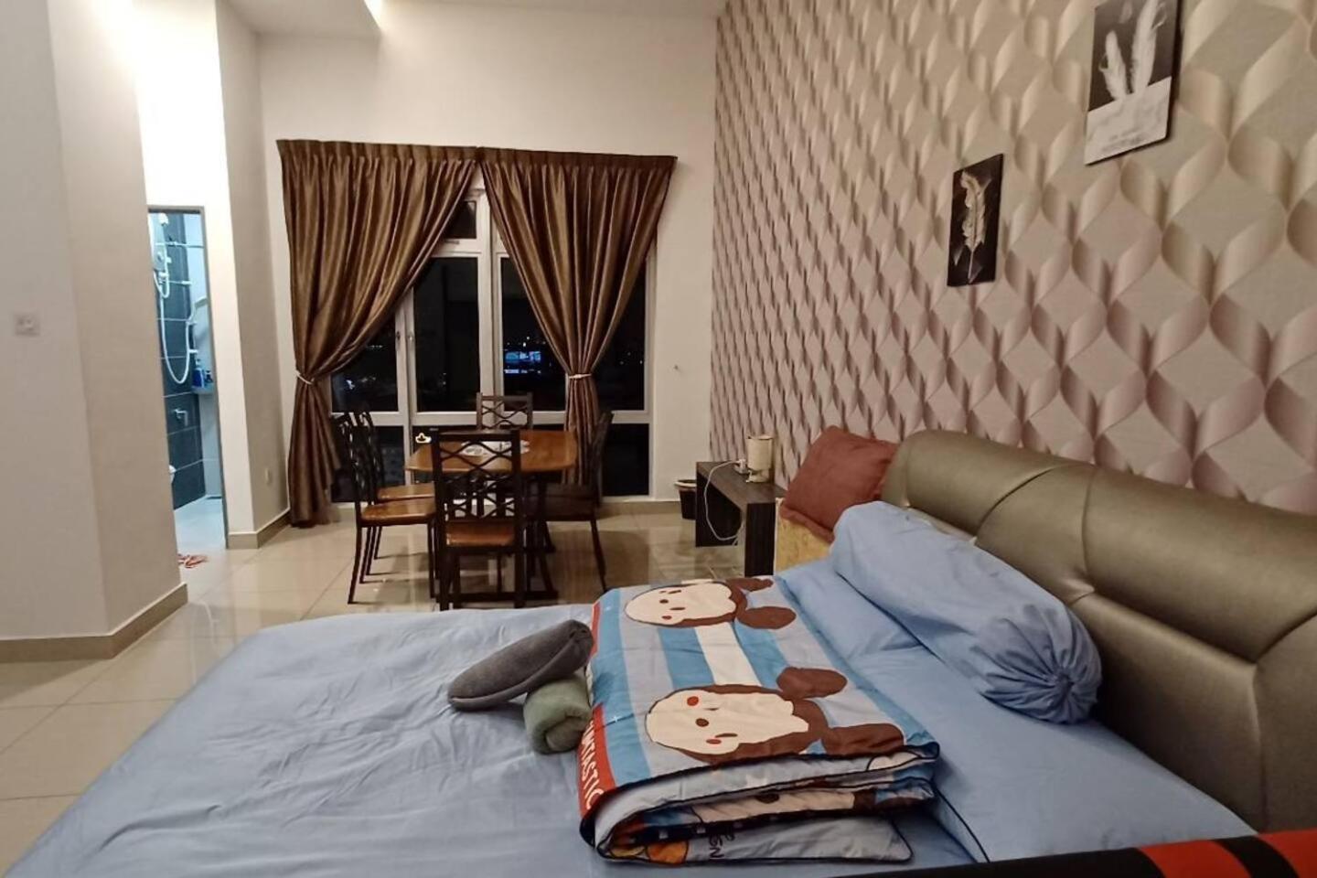 Paradise Sovo Austin Height