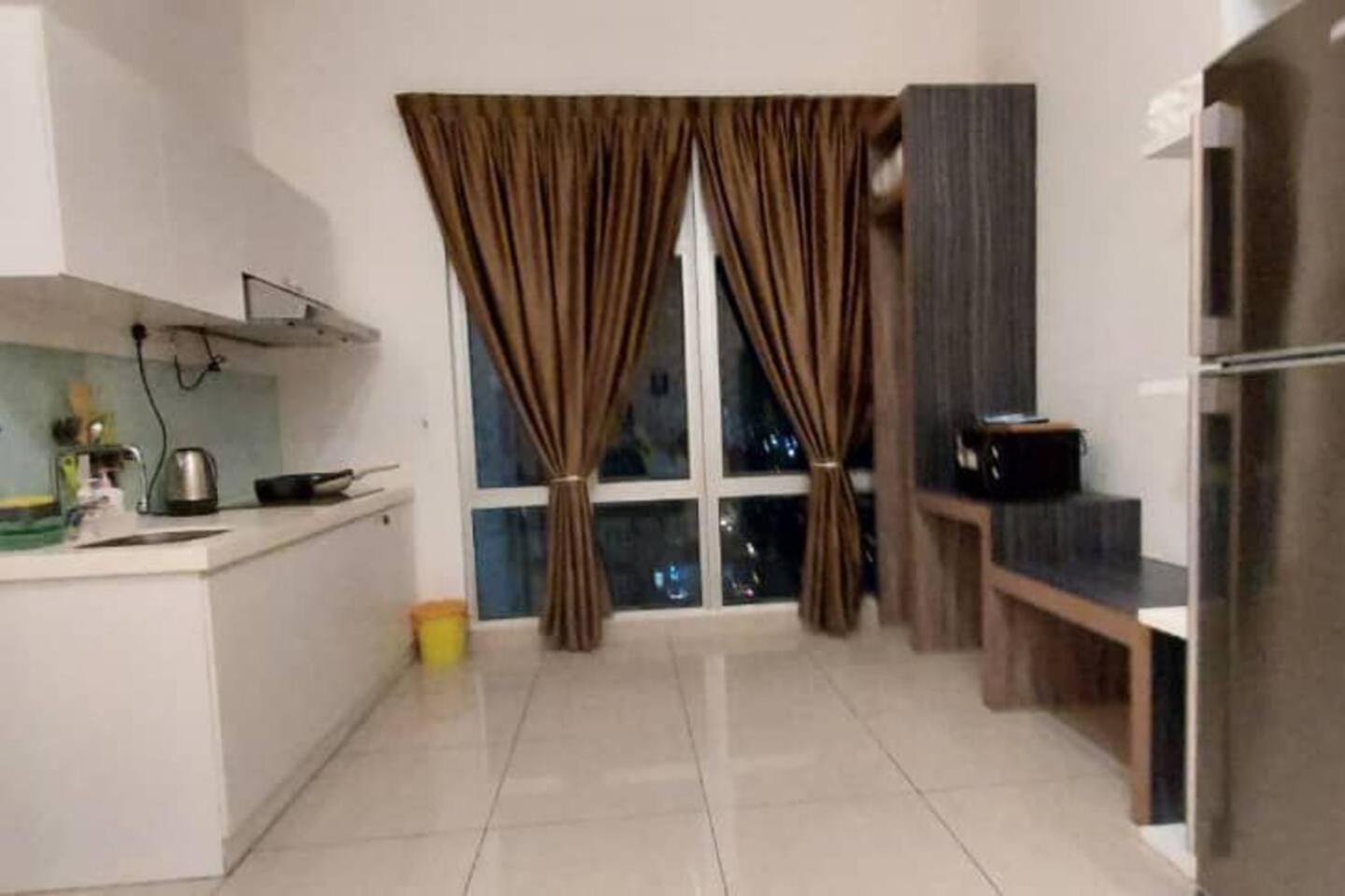 Paradise Sovo Austin Height