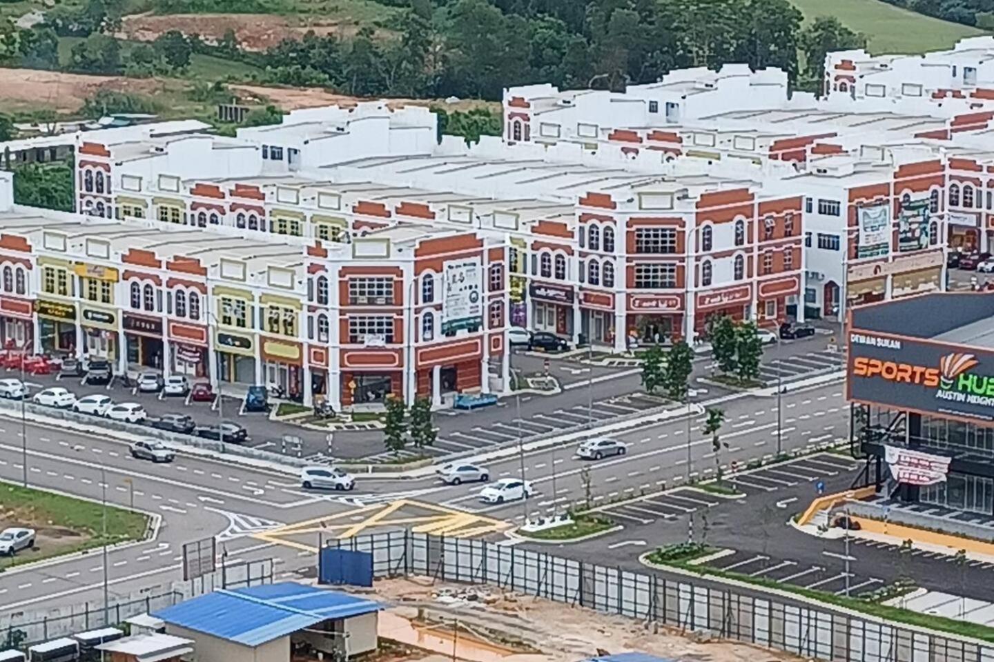 Paradise Sovo Austin Height