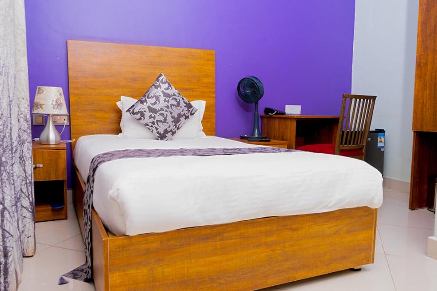 SamWeb Bed and Breakfast