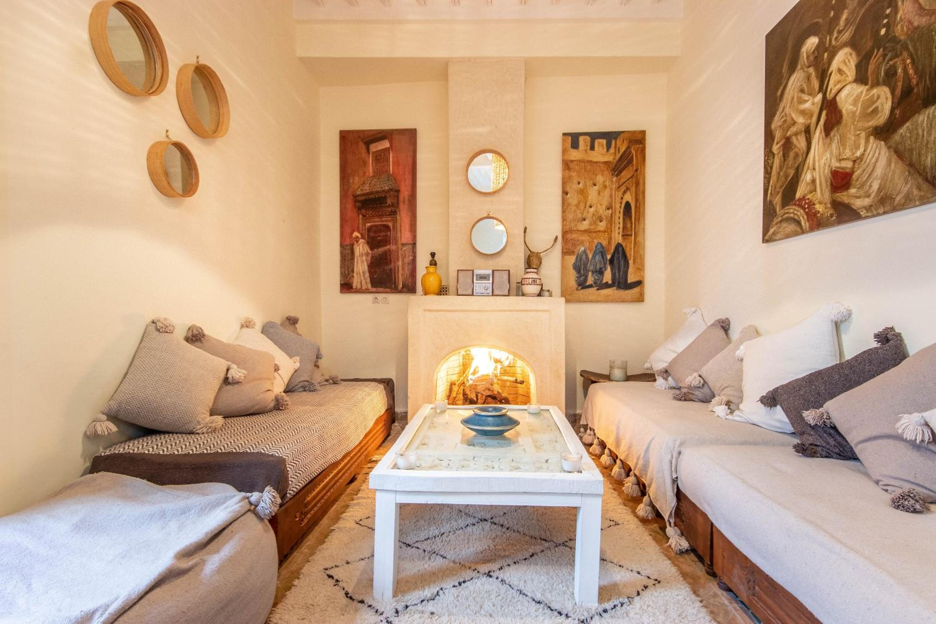 lounge