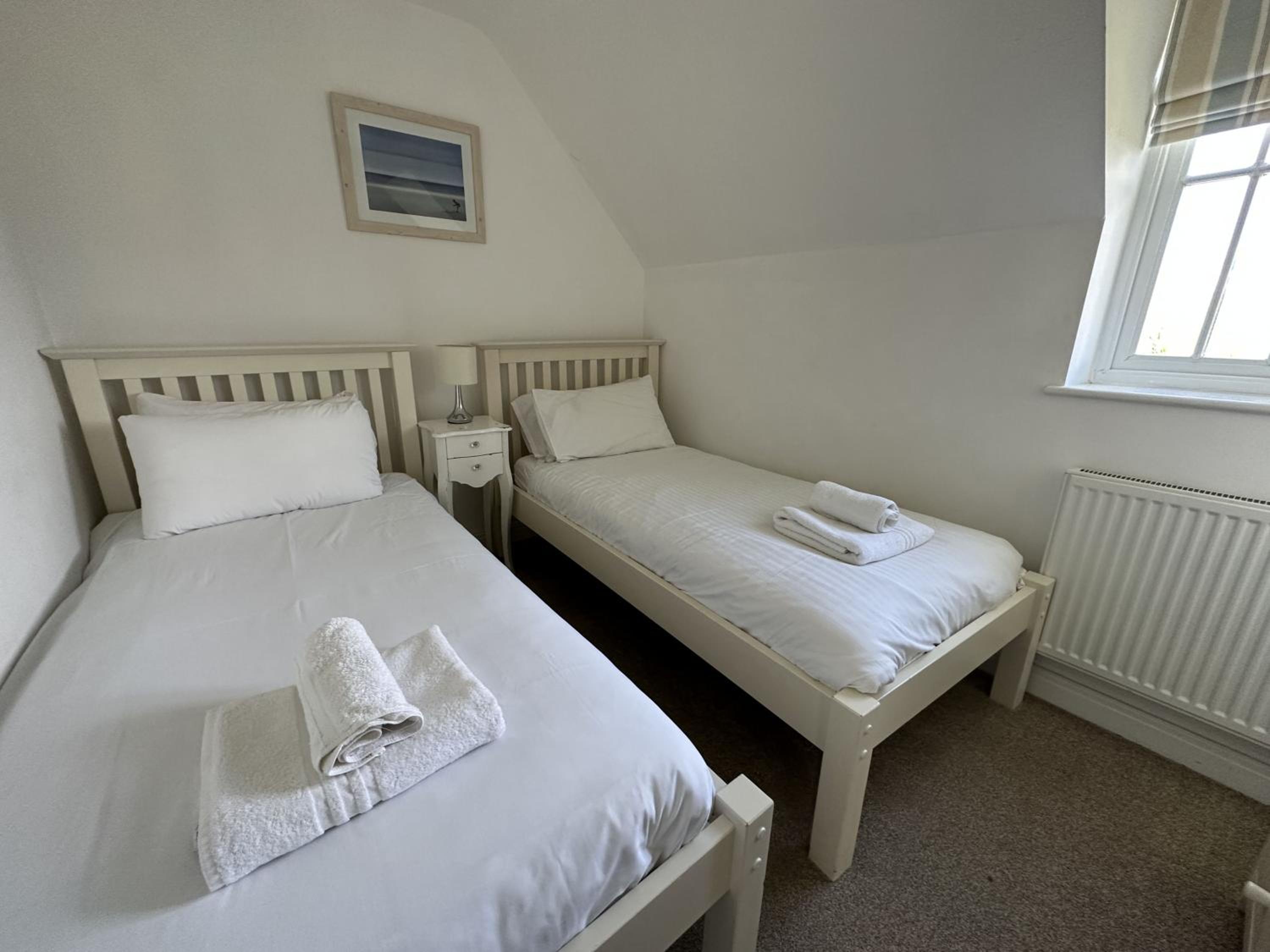 Lees Plaice - Part of the The Bay Filey Holiday Village with pool, gym and direct beach access, pub, restaurant, tennis and meadows walks