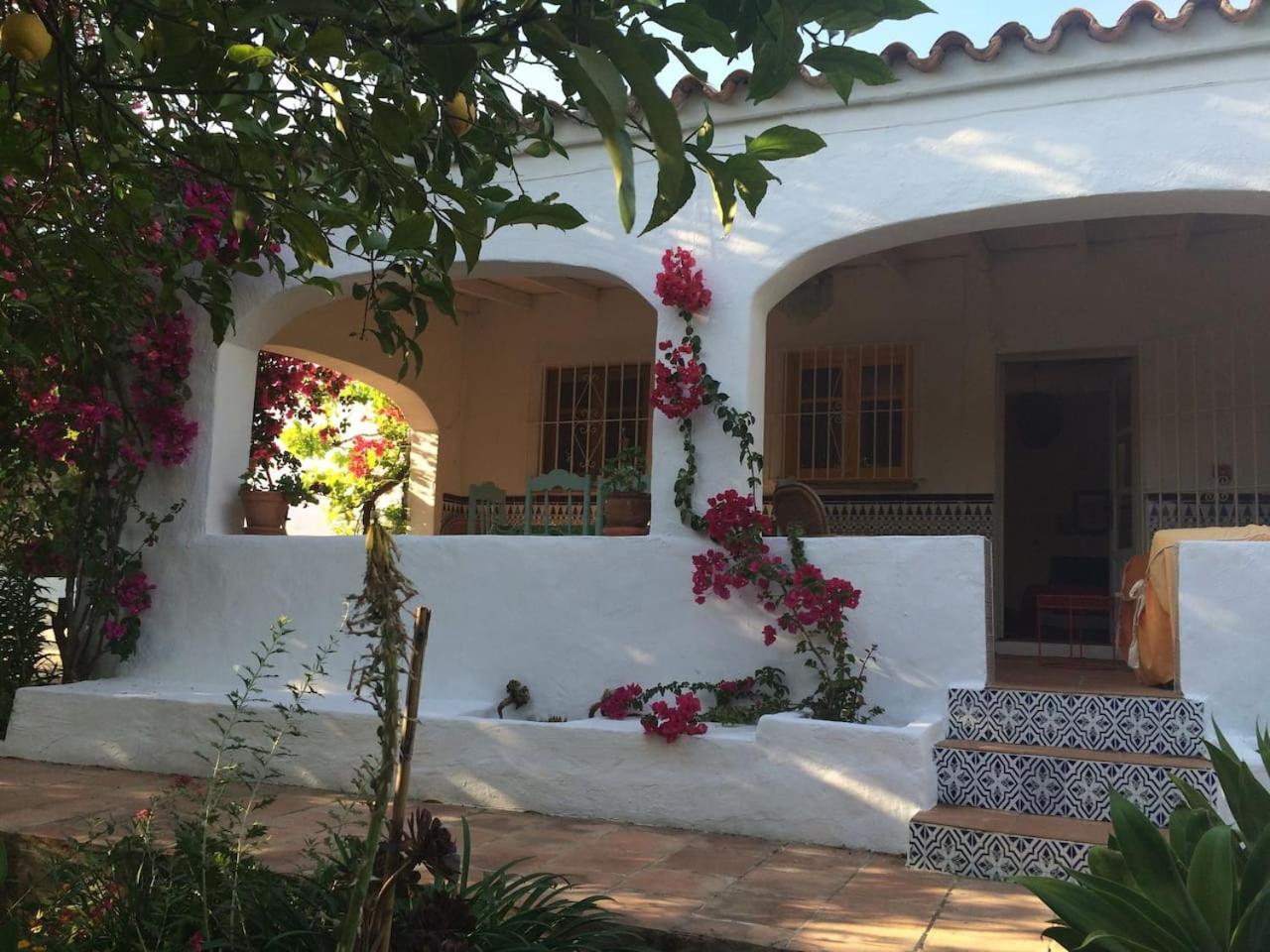 Casa Charms