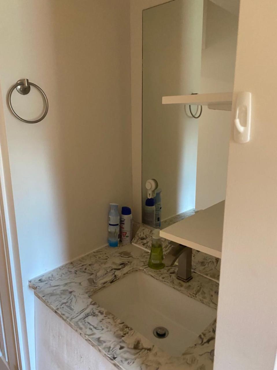 Double Room with SHARED Bathroom 536B