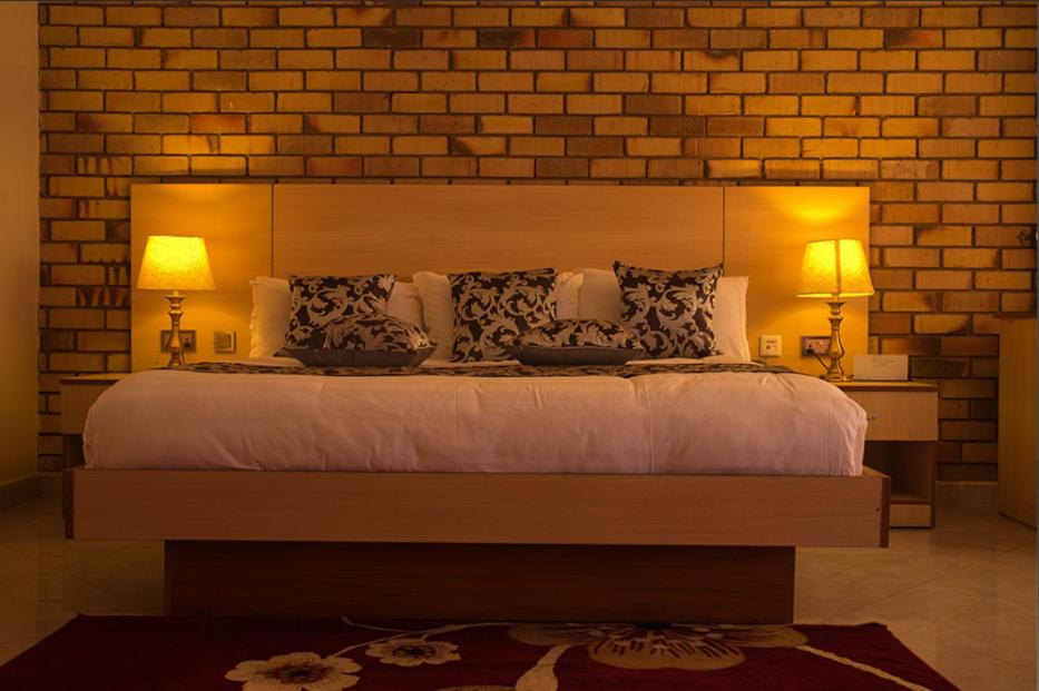 SamWeb Bed and Breakfast
