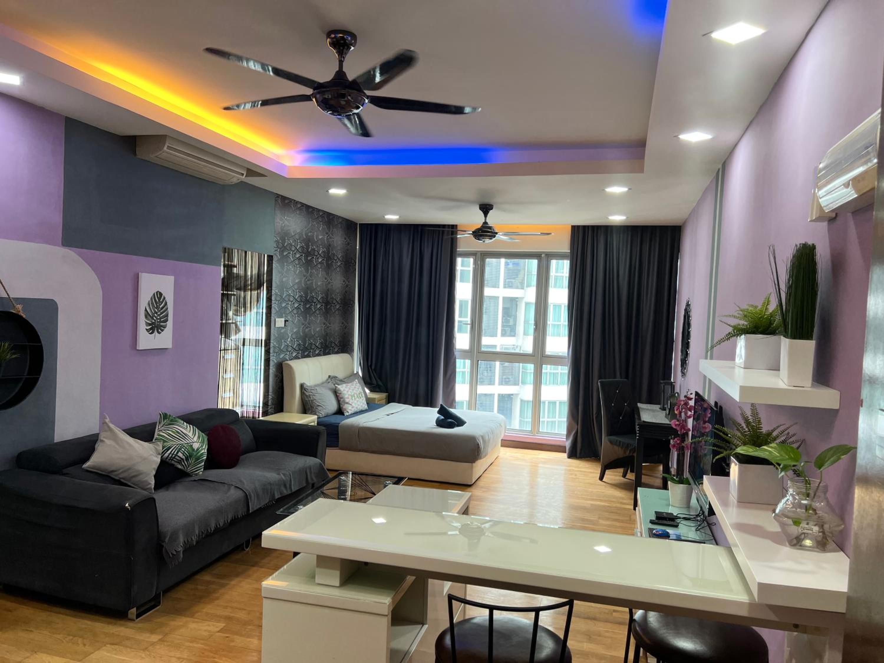 Regalia suites 424
