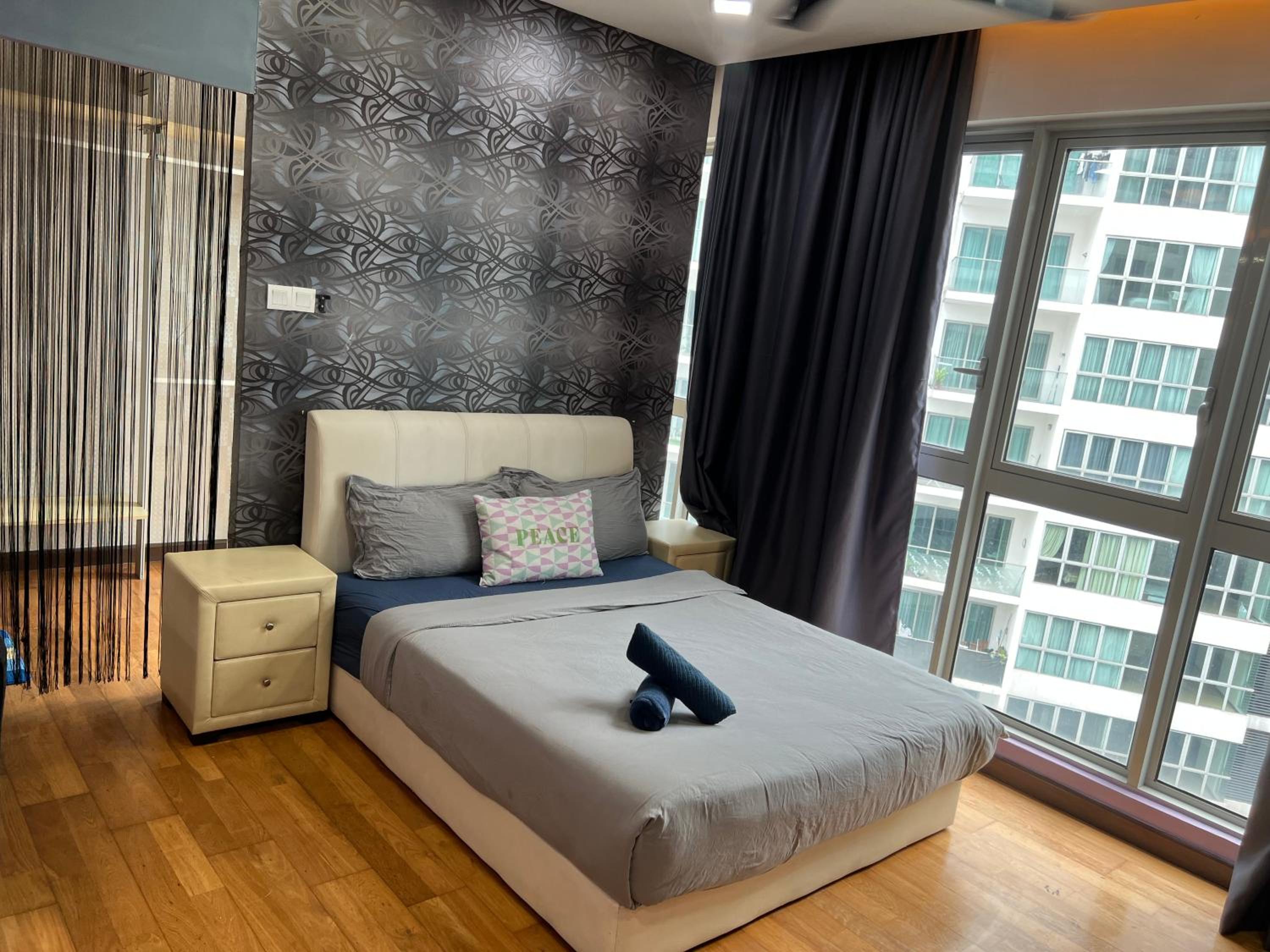 Regalia suites 424