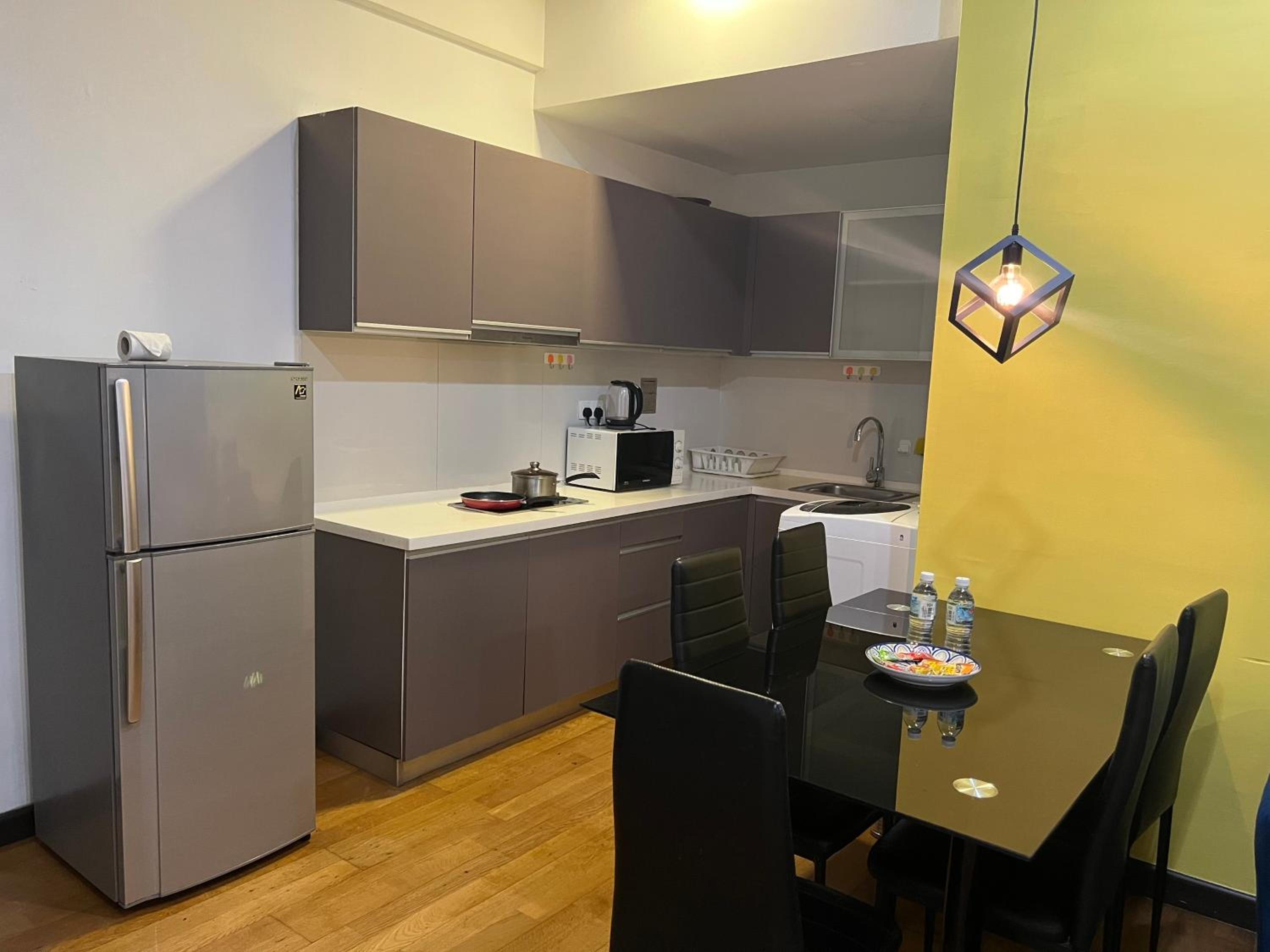 Regalia suites 424