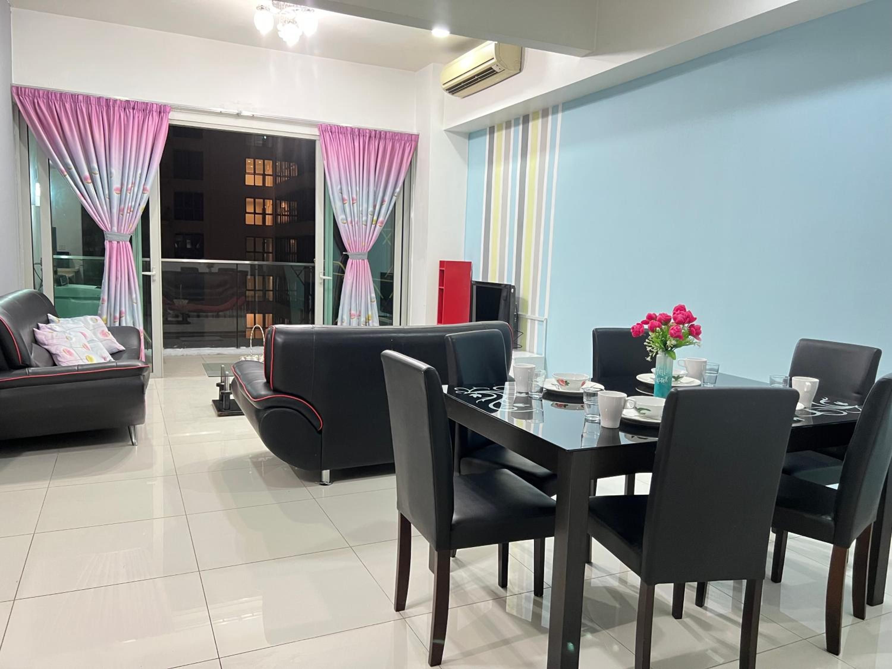 Regalia suites 424