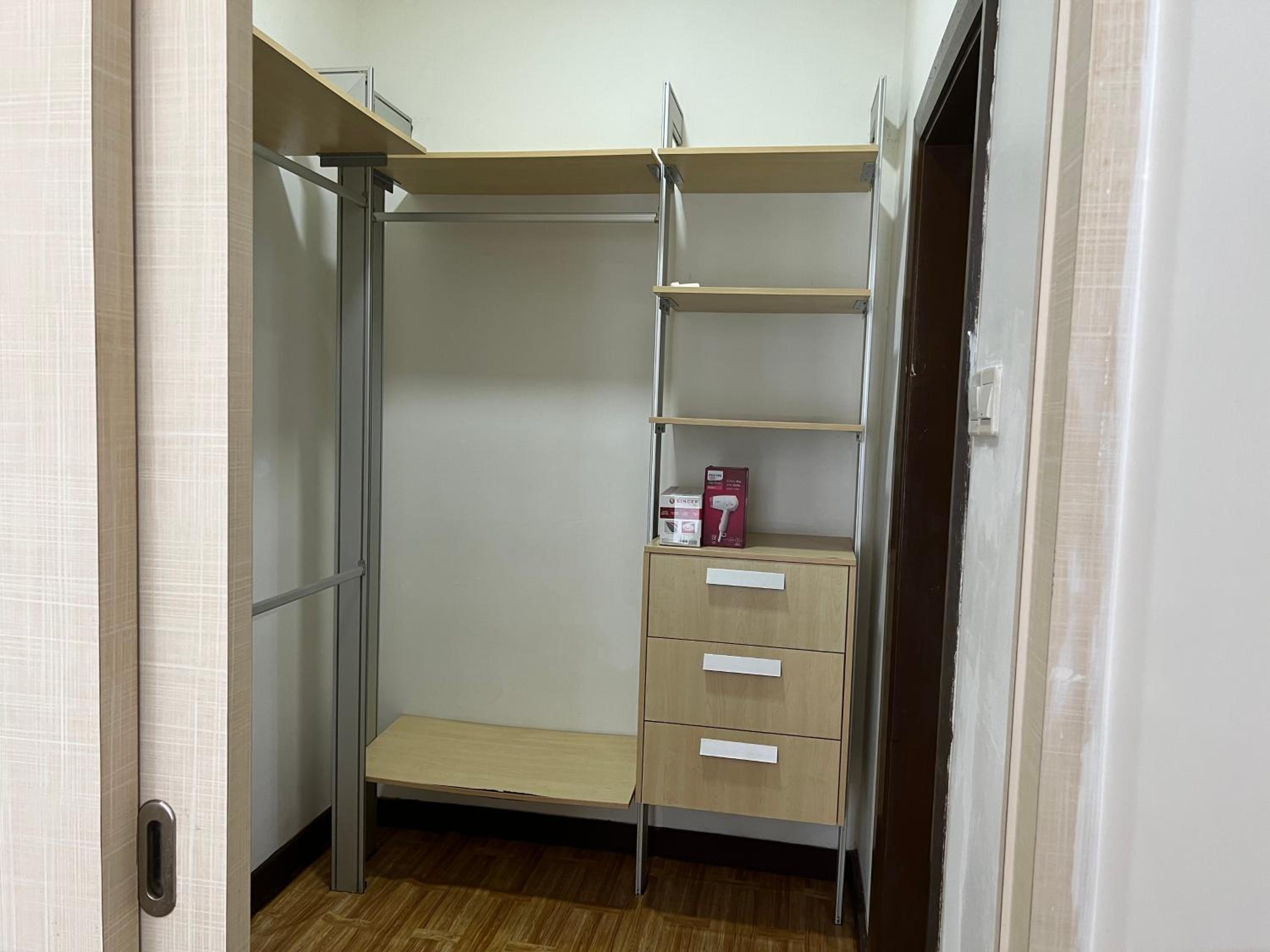 Regalia suites 424