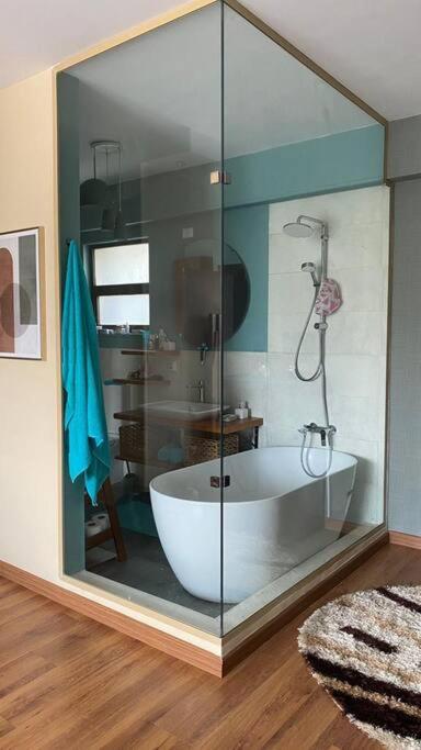 luxurious 2bed's duplex sheikh zayed beverly hills view 3