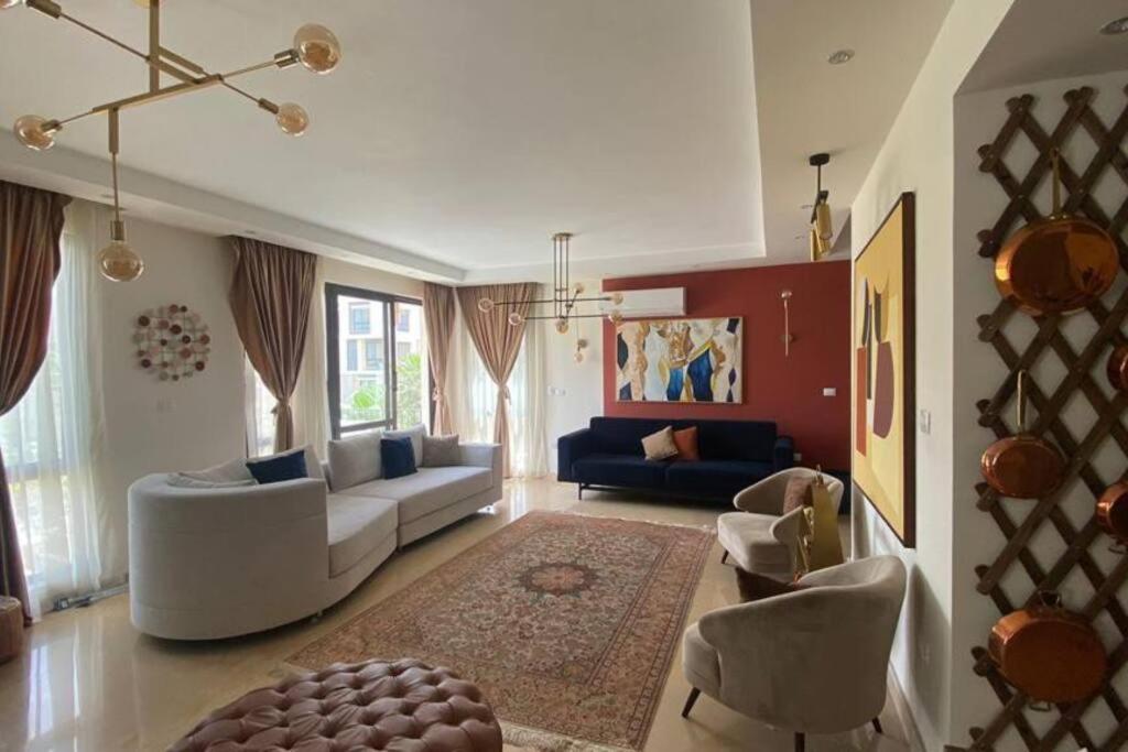 luxurious 2bed's duplex sheikh zayed beverly hills view 5