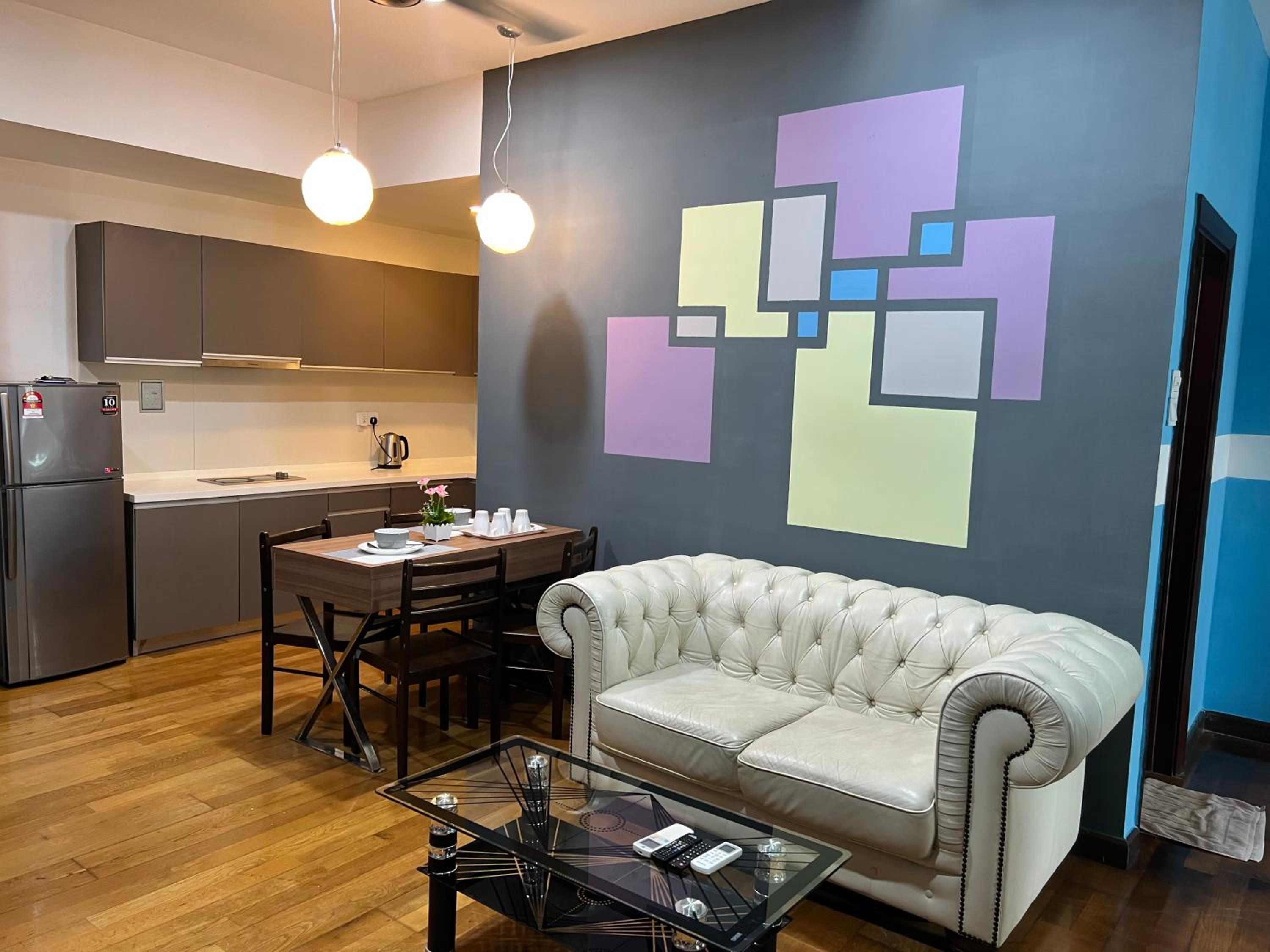 Regalia suites 424