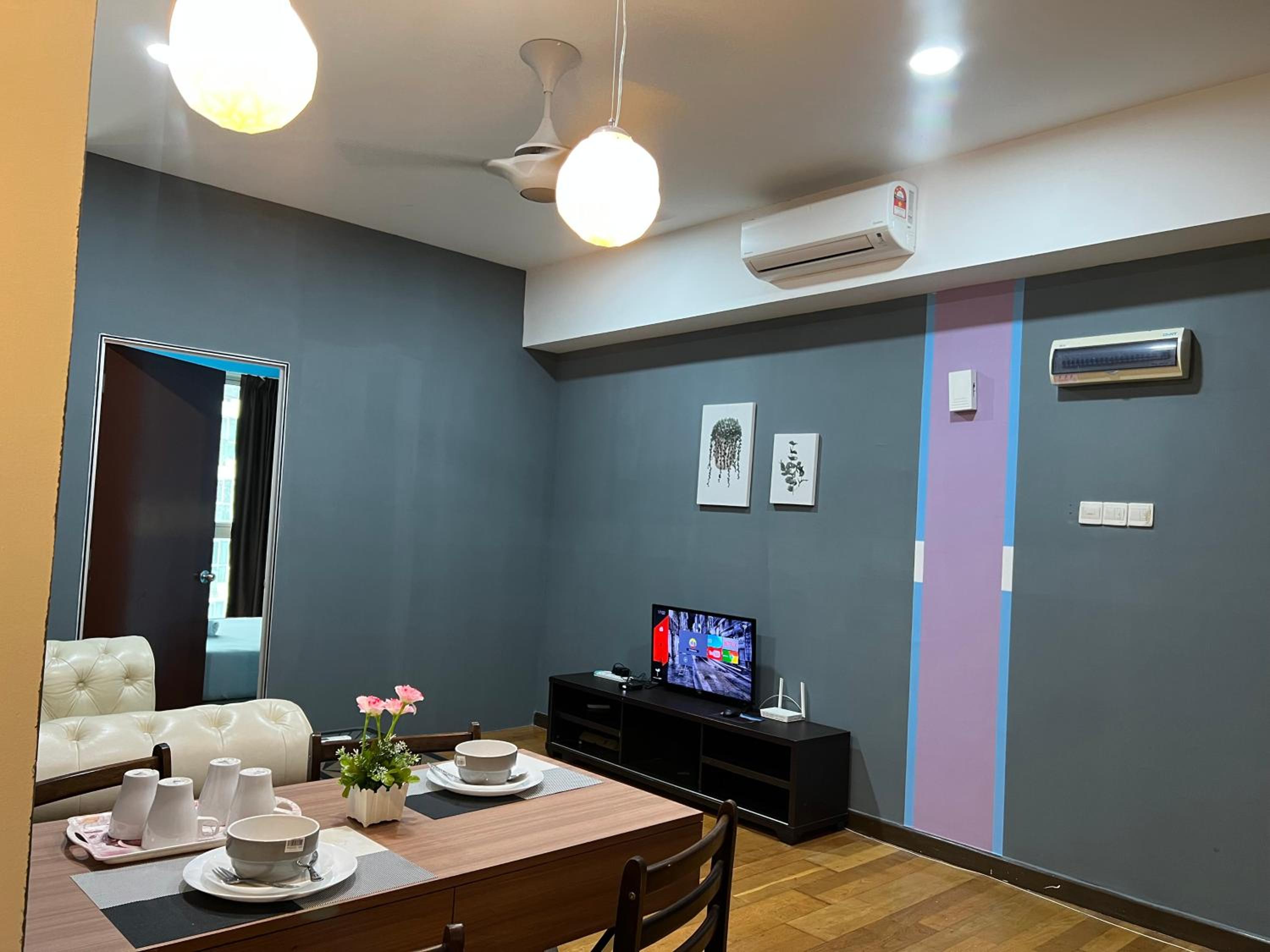 Regalia suites 424
