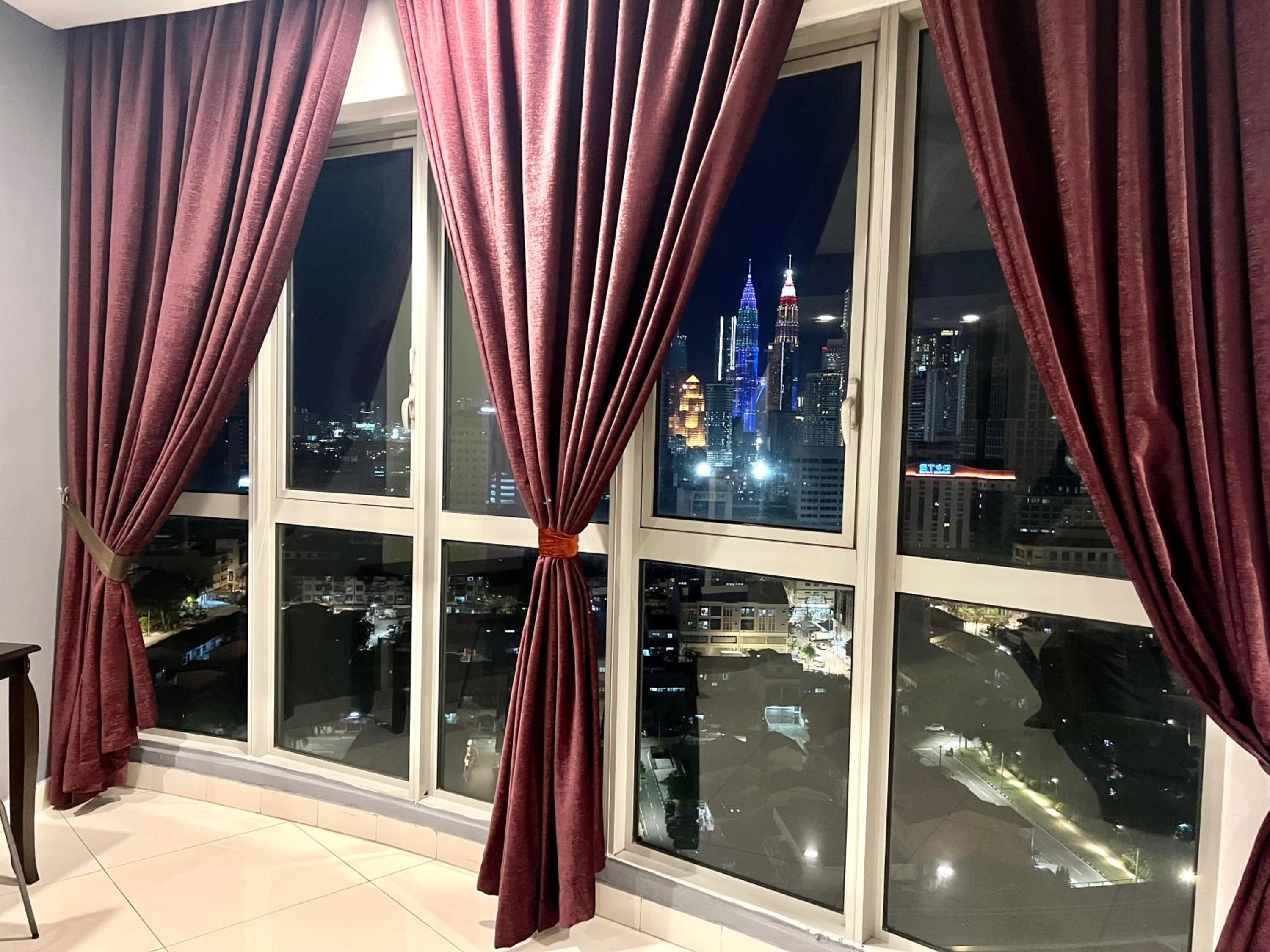 Regalia suites 424