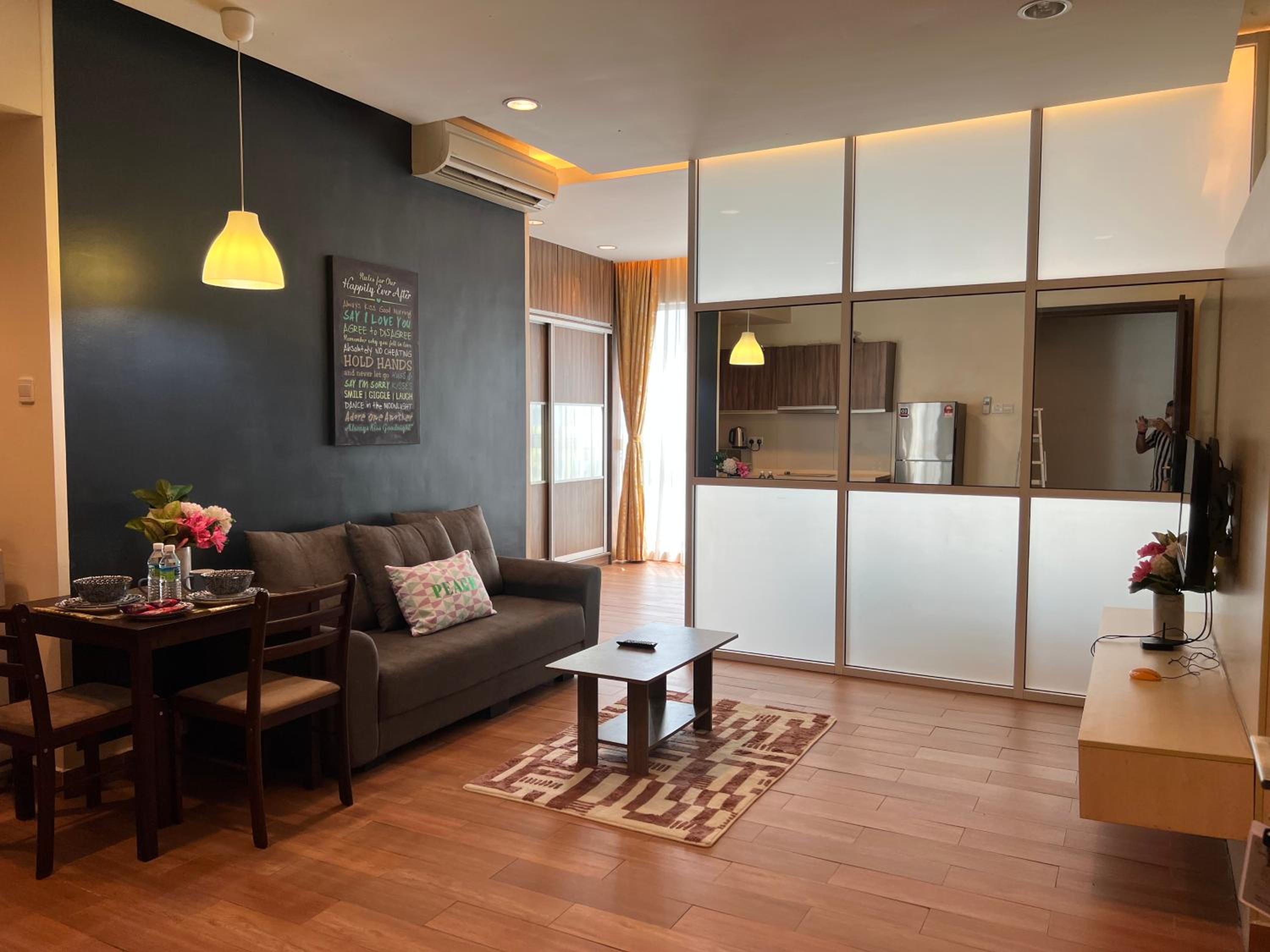 Regalia suites 424