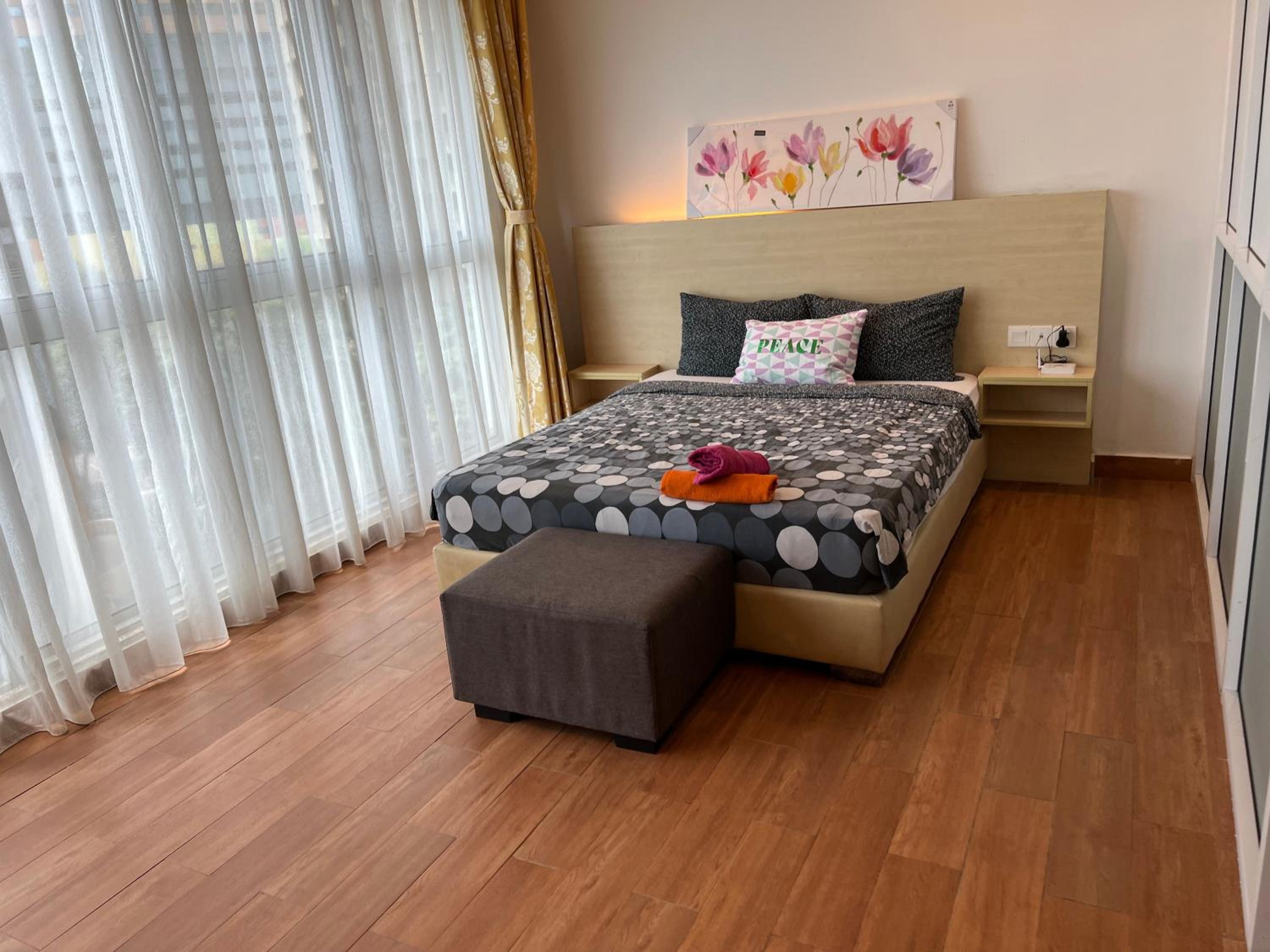 Regalia suites 424