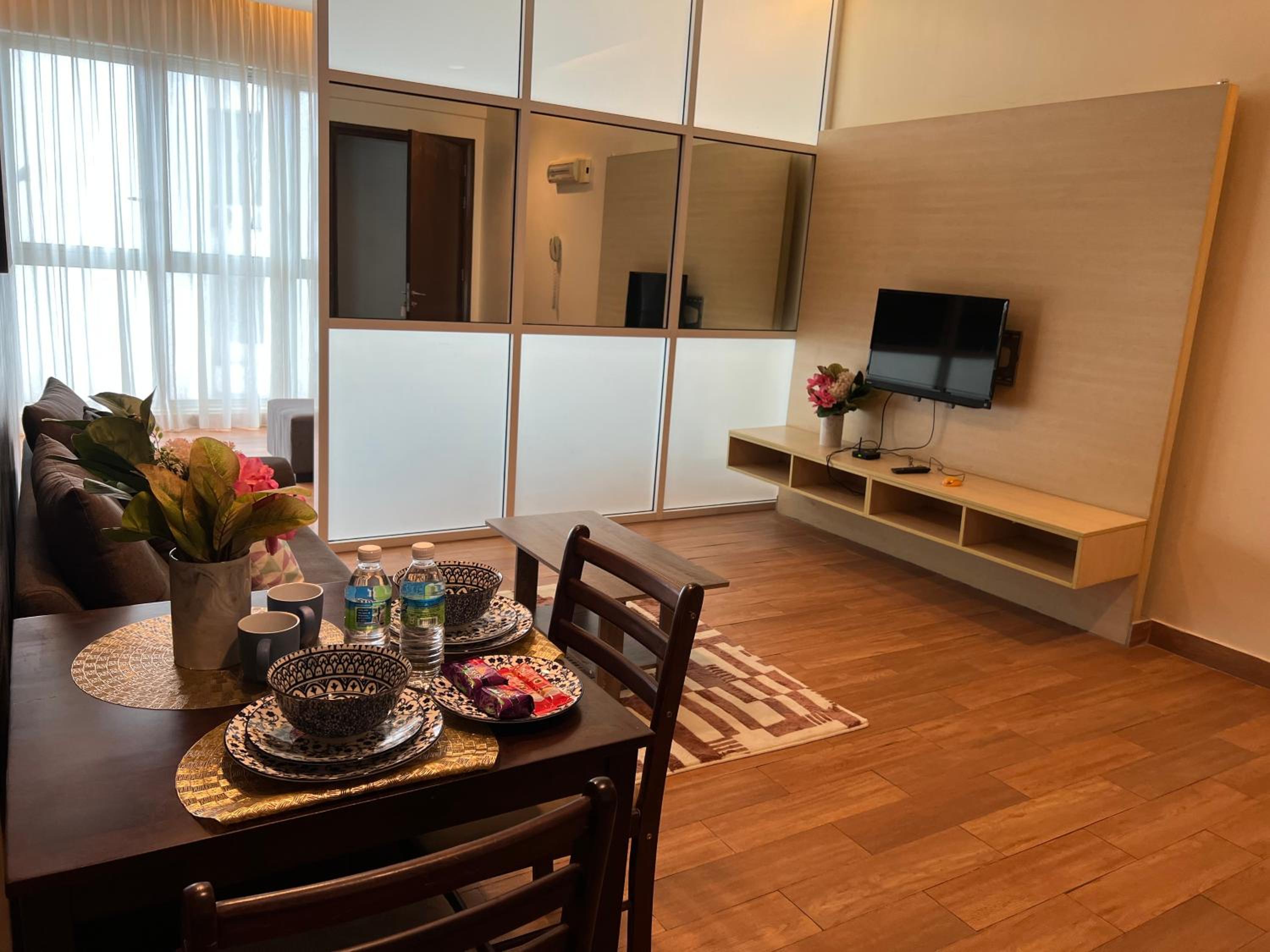 Regalia suites 424