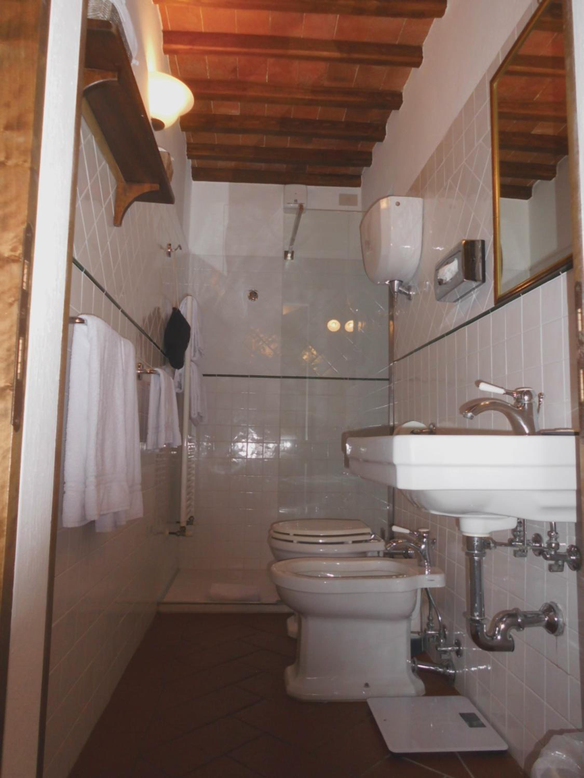 B&B Borgolecchi , Lecchi in Chianti view 5