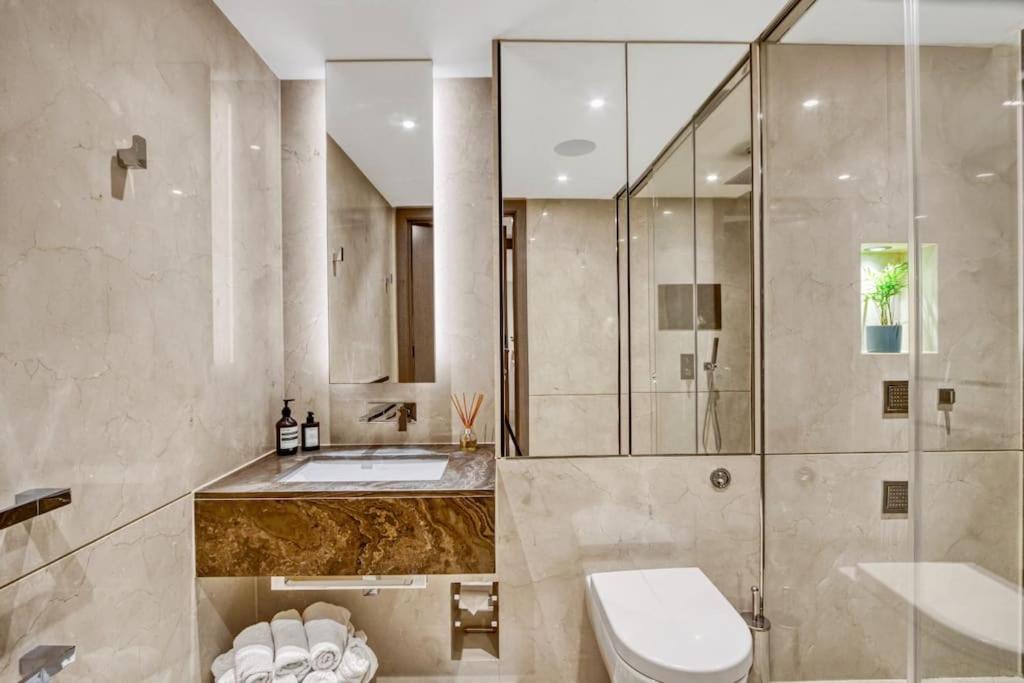 Canal Side Luxury 1 Bed Chelsea