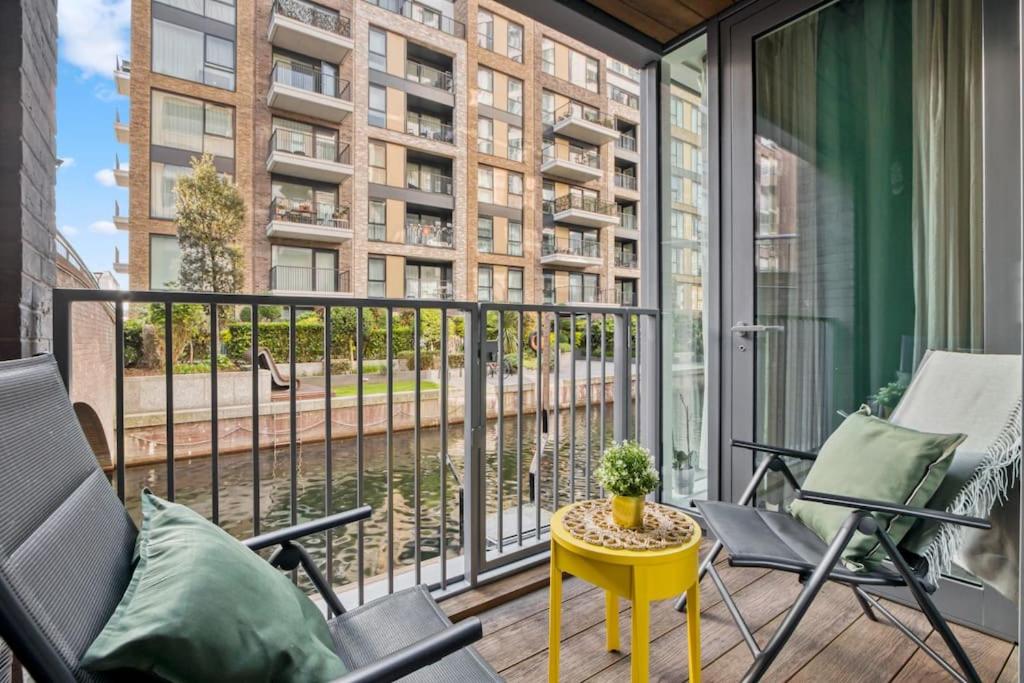 Canal Side Luxury 1 Bed Chelsea