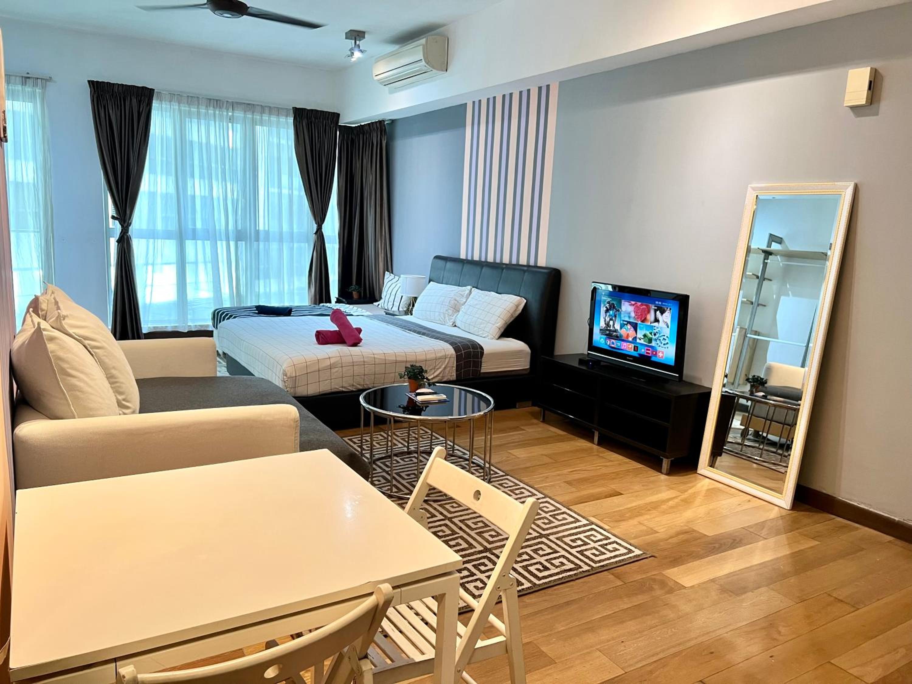 Regalia suites 424