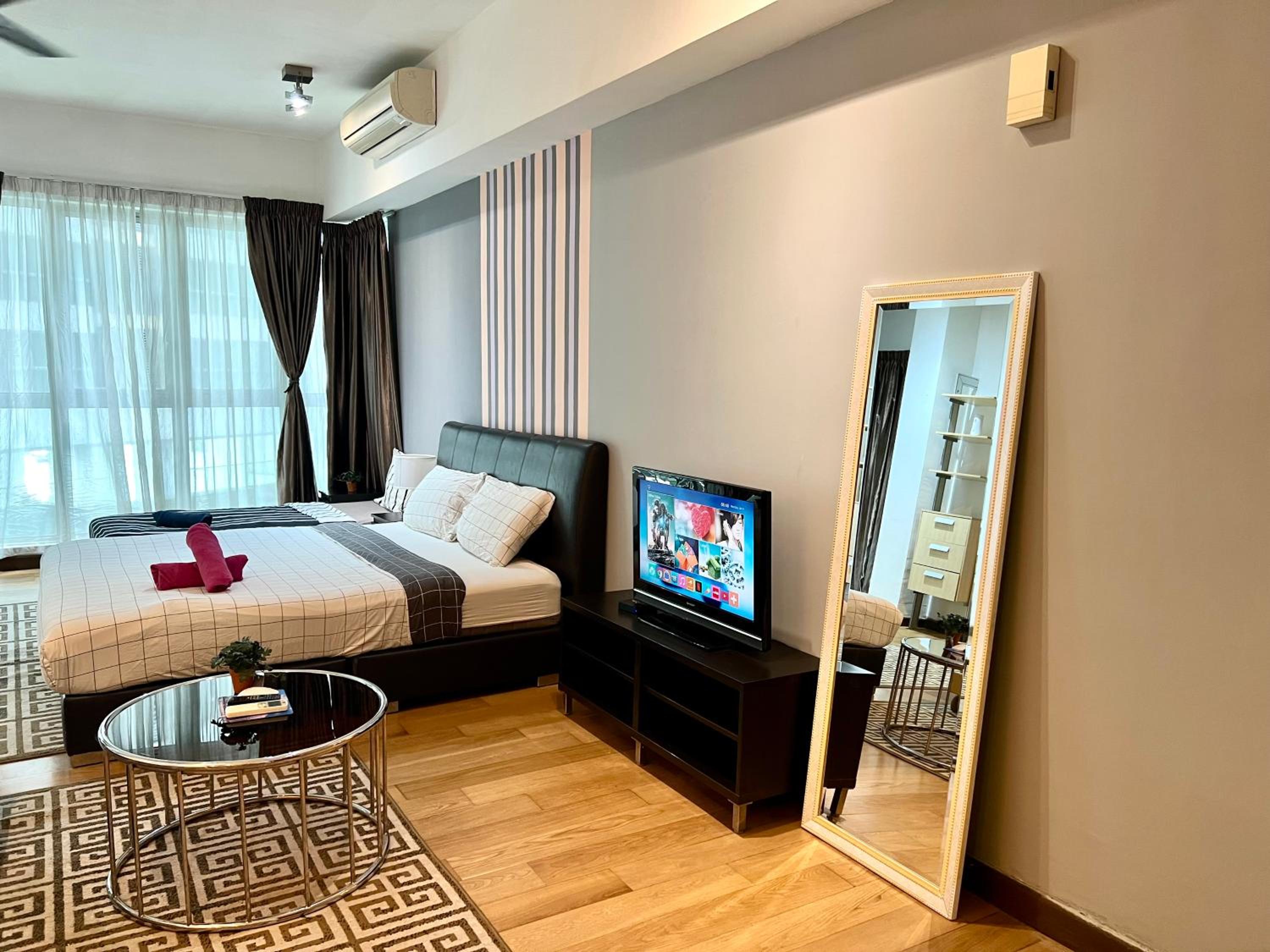 Regalia suites 424