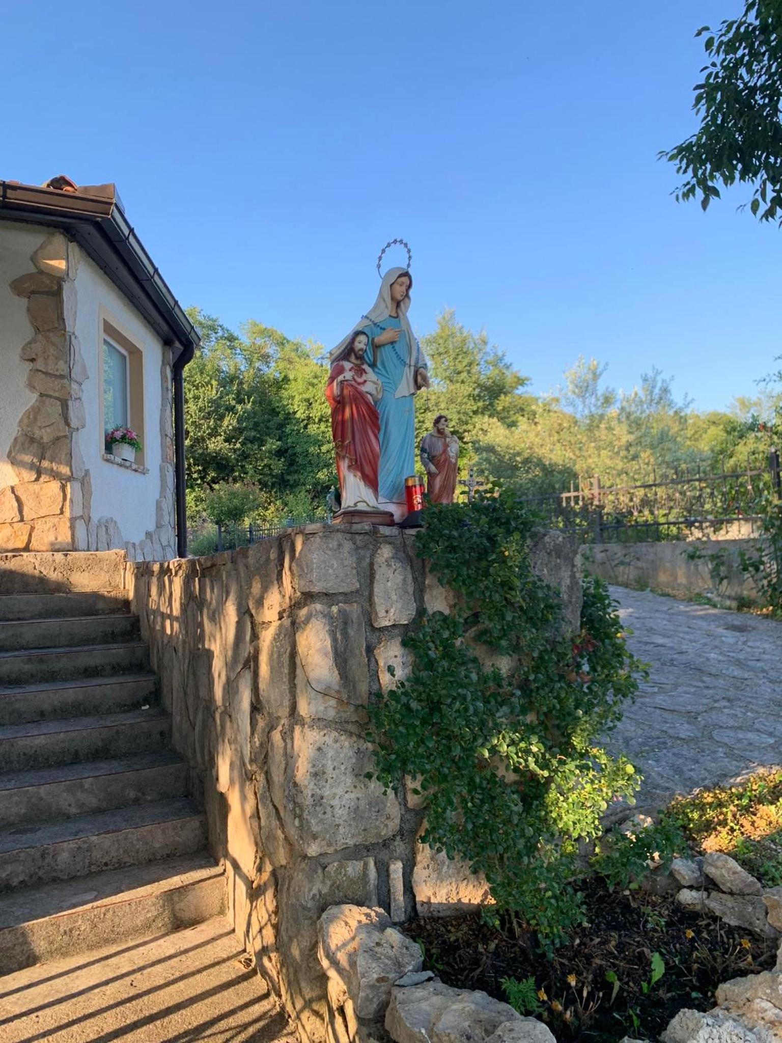 Photo 18