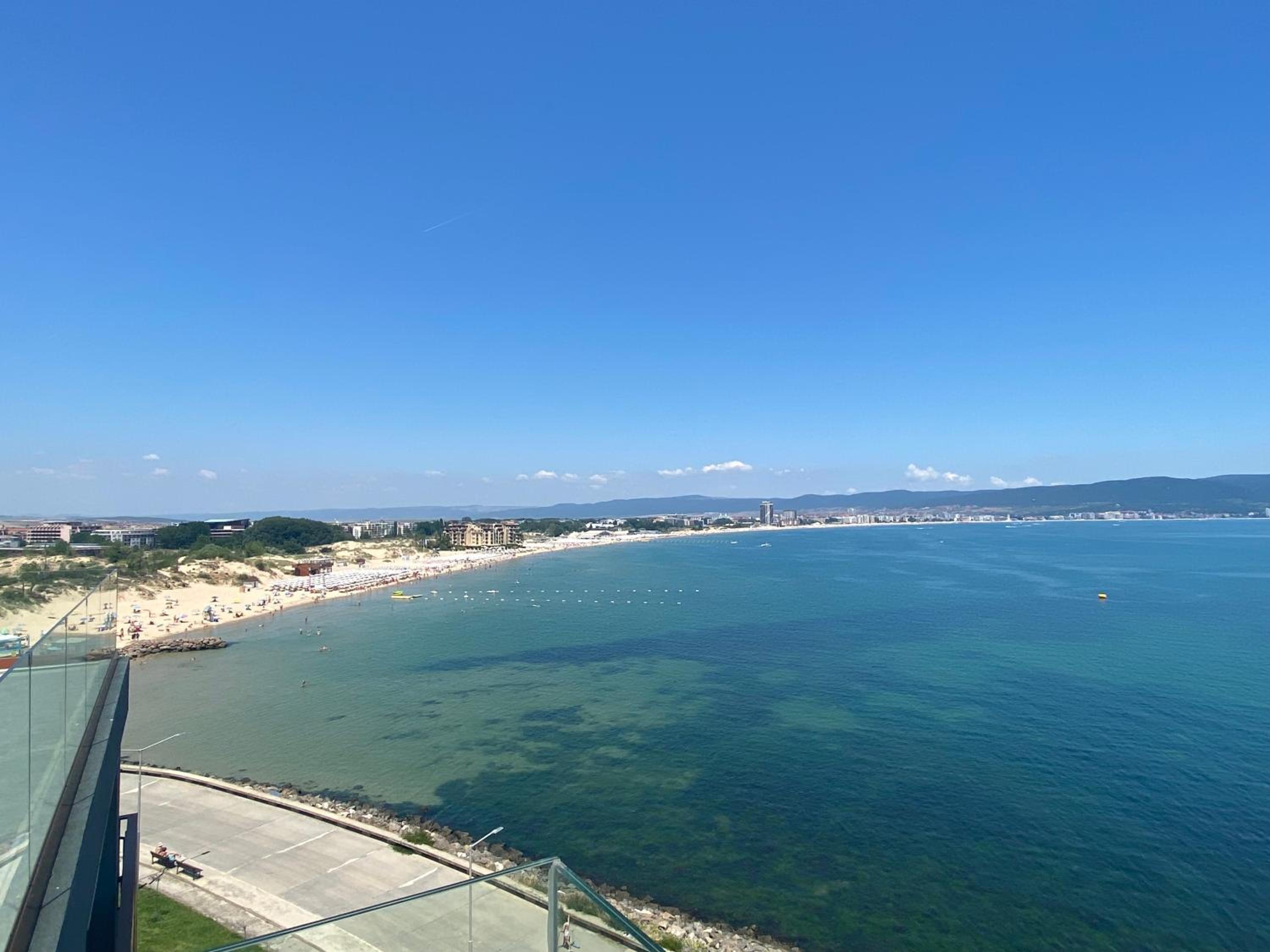 PARADISO 'В' 607 Large Luxury Apartment