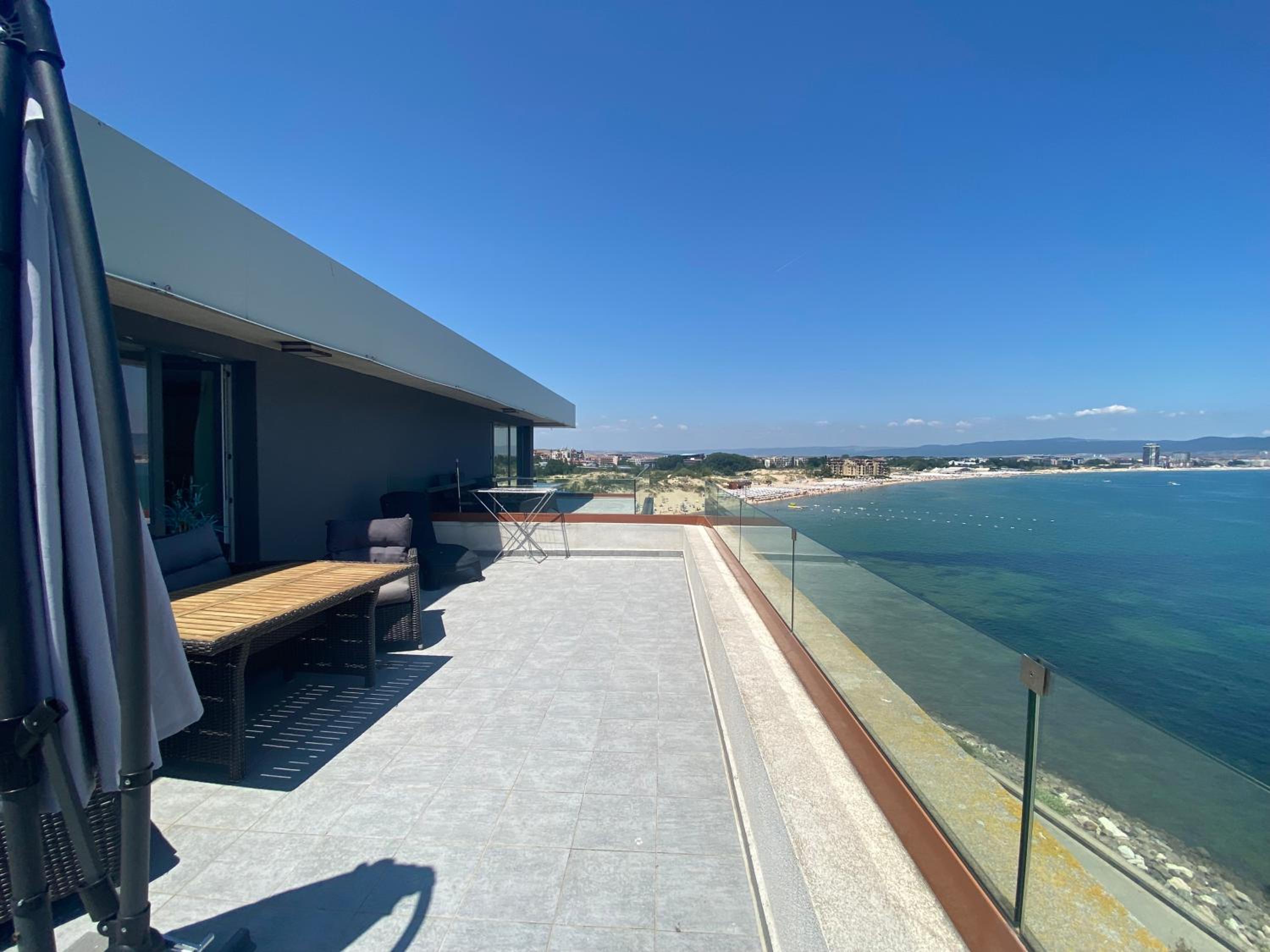 PARADISO 'В' 607 Large Luxury Apartment