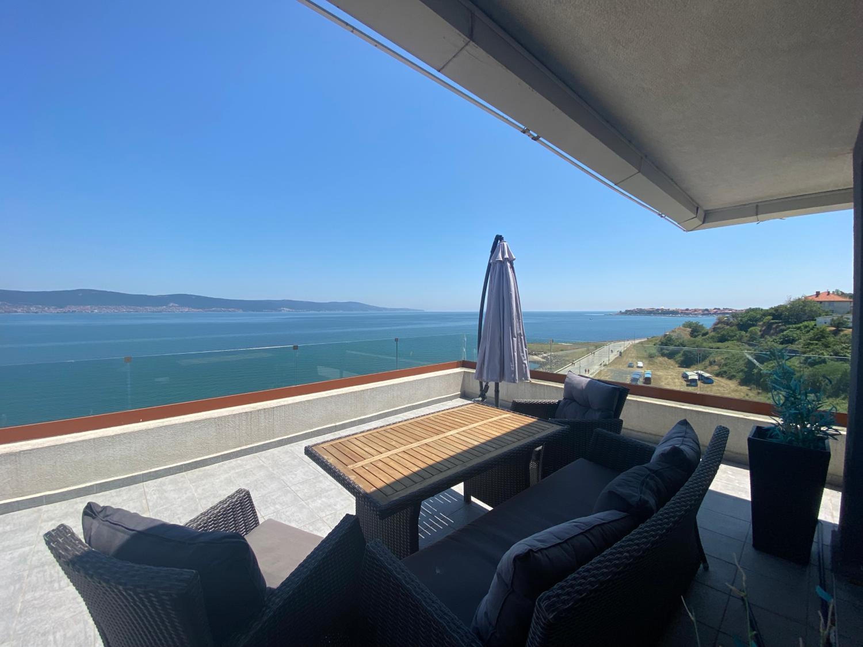 PARADISO 'В' 607 Large Luxury Apartment